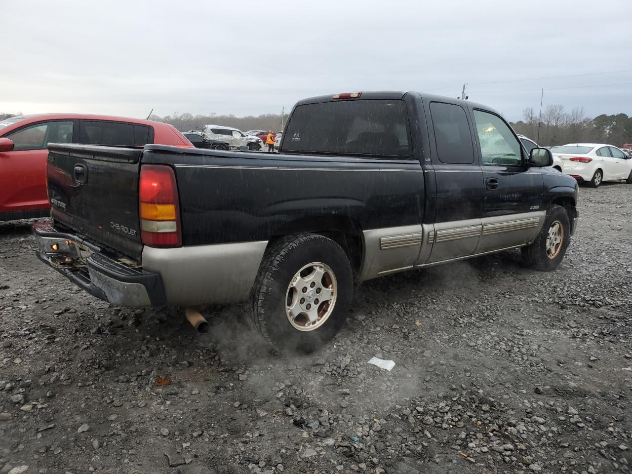 1999 Chevrolet Silverado - Image 3