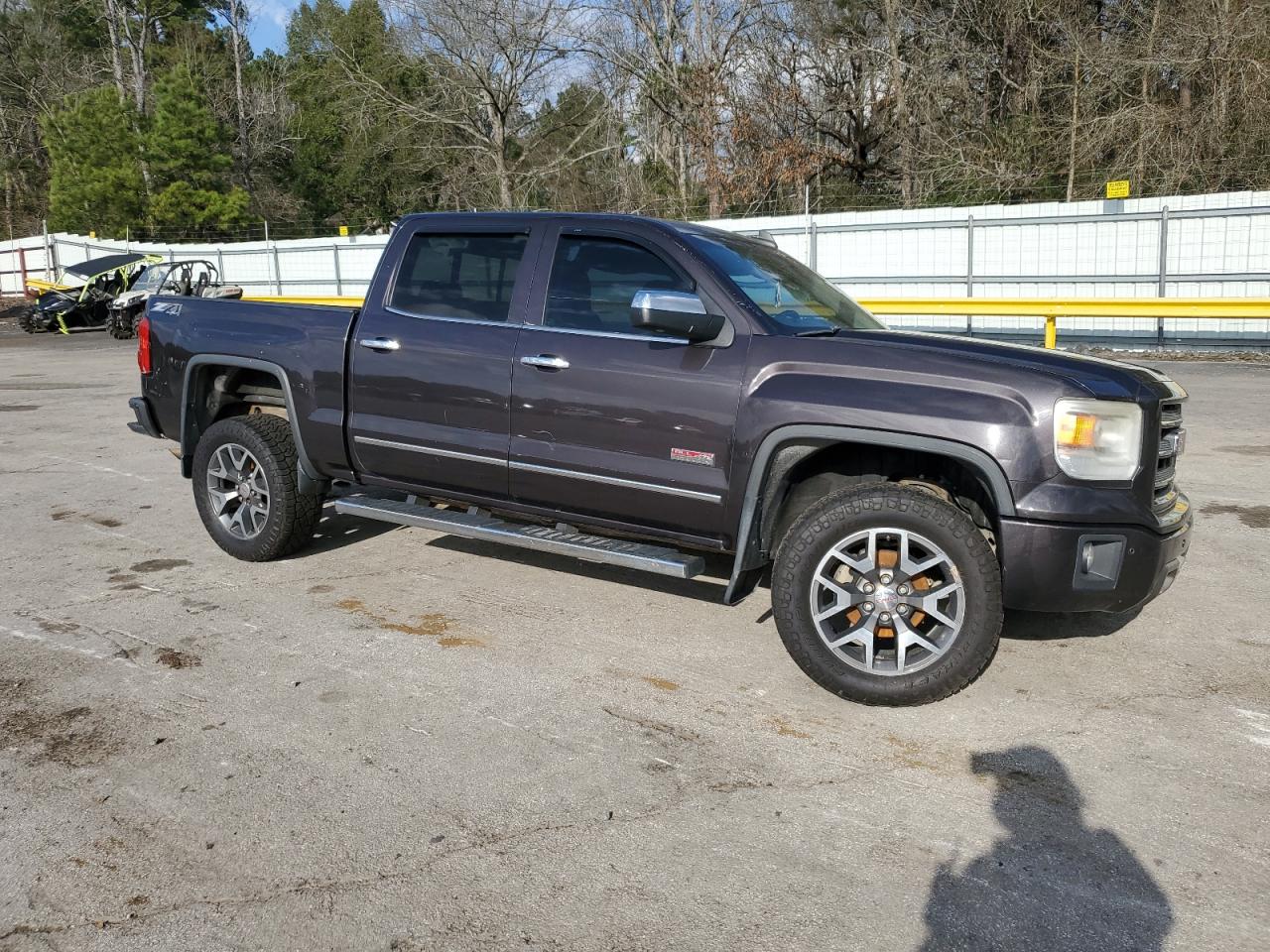 2015 GMC Sierra - Image 4