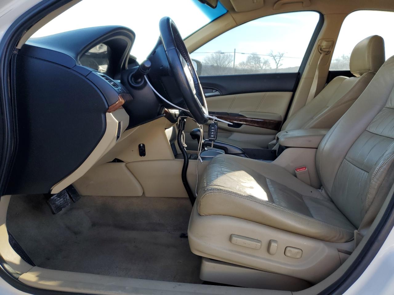 2011 Honda Accord - Image 7