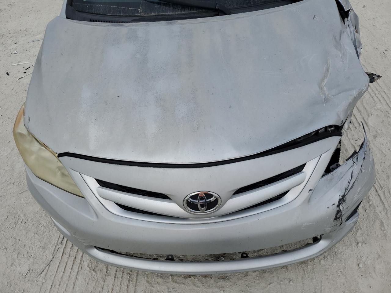 2012 Toyota Corolla - Image 11