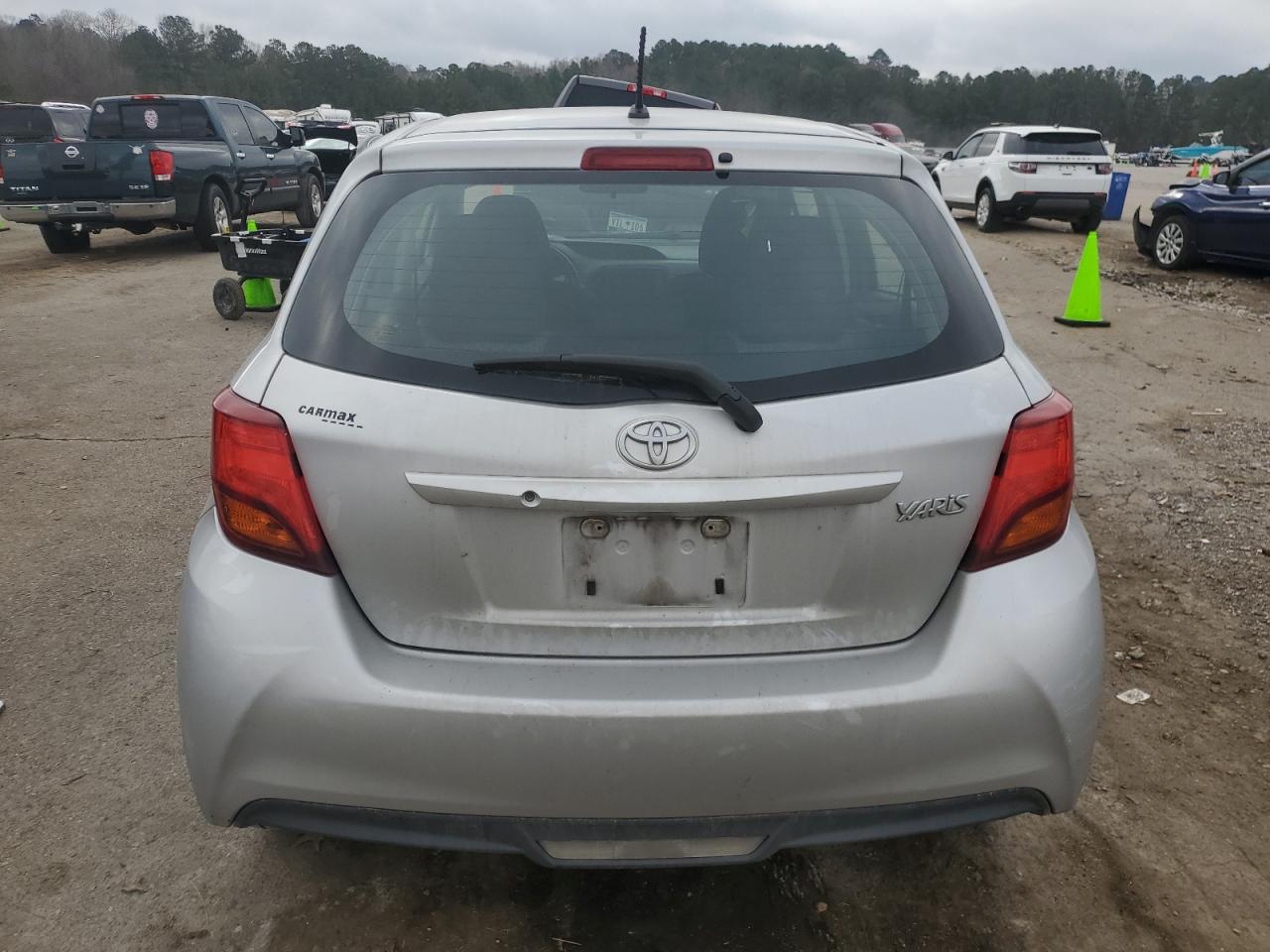 2017 Toyota Yaris - Image 6