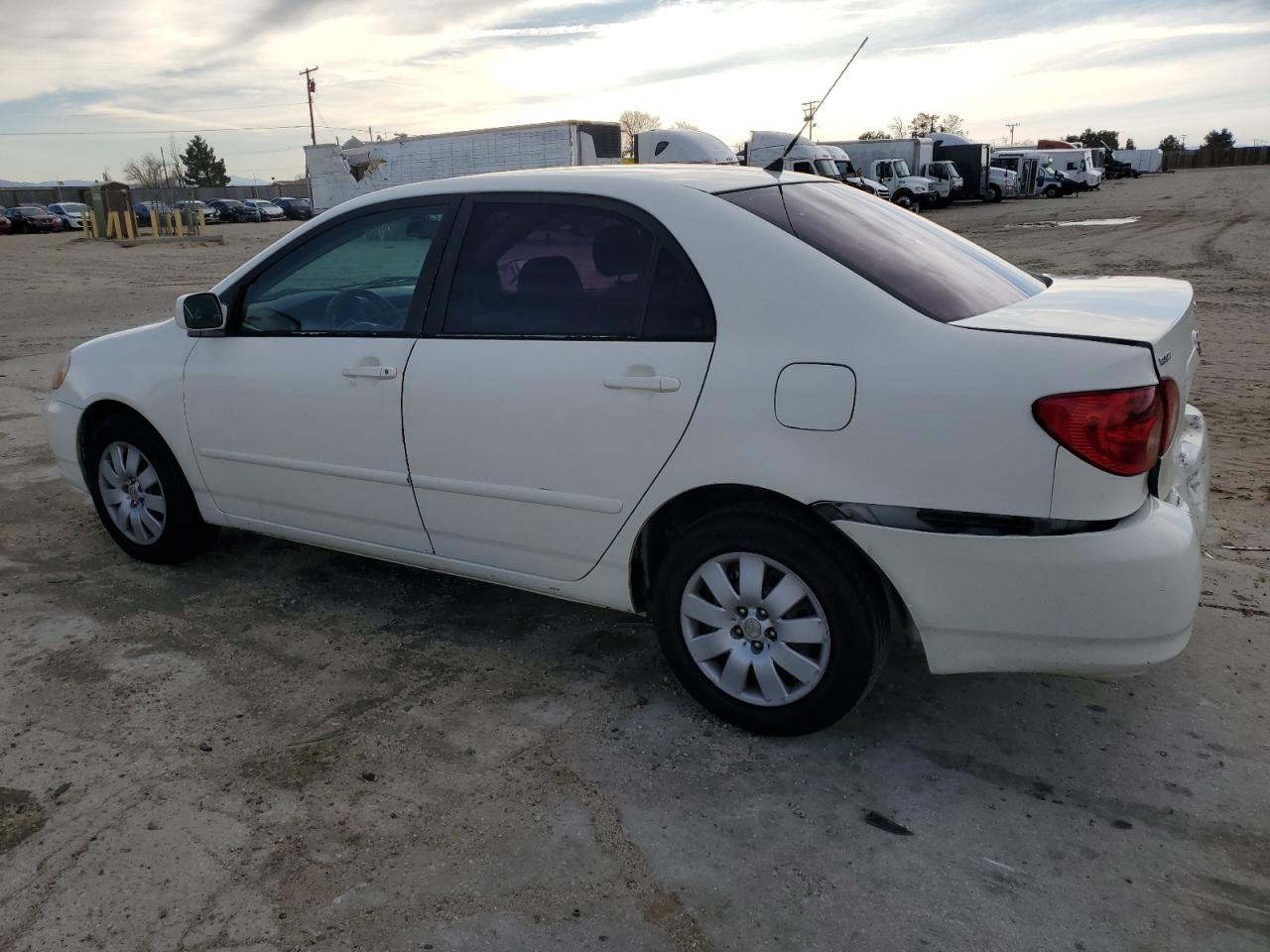 2004 Toyota Corolla - Image 2