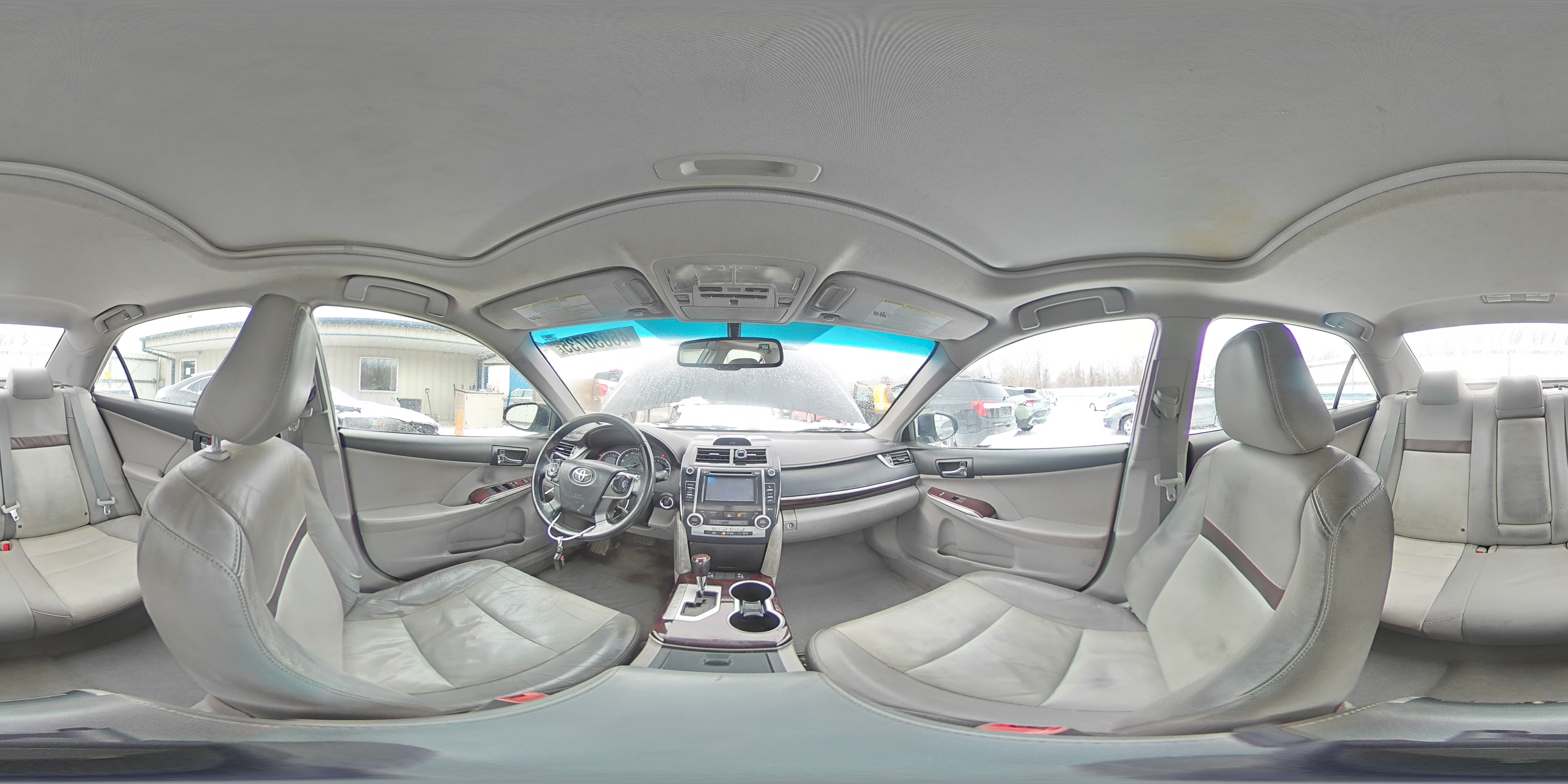 2012 Toyota Camry - Image 14
