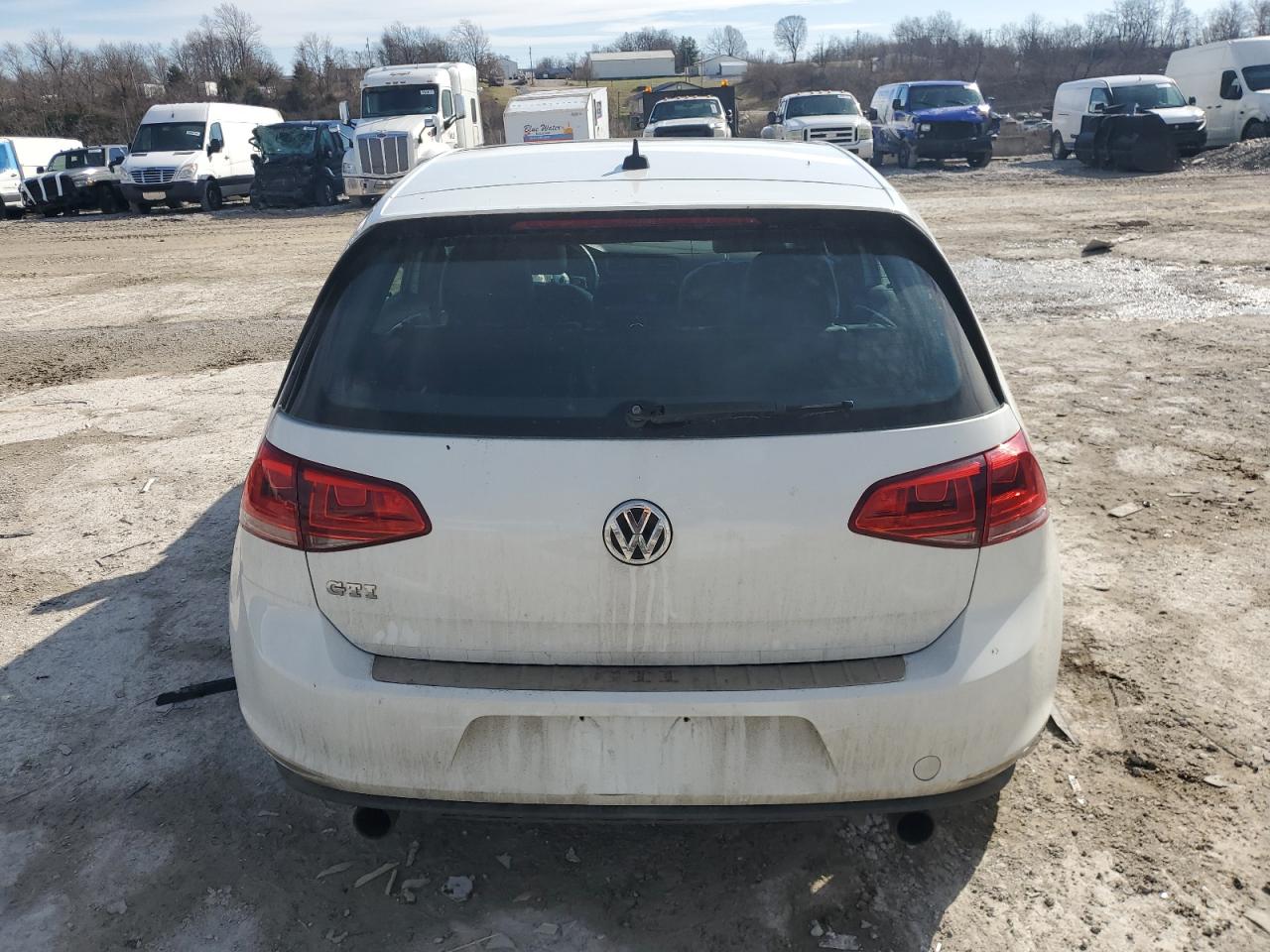 2015 Volkswagen GTI - Image 6