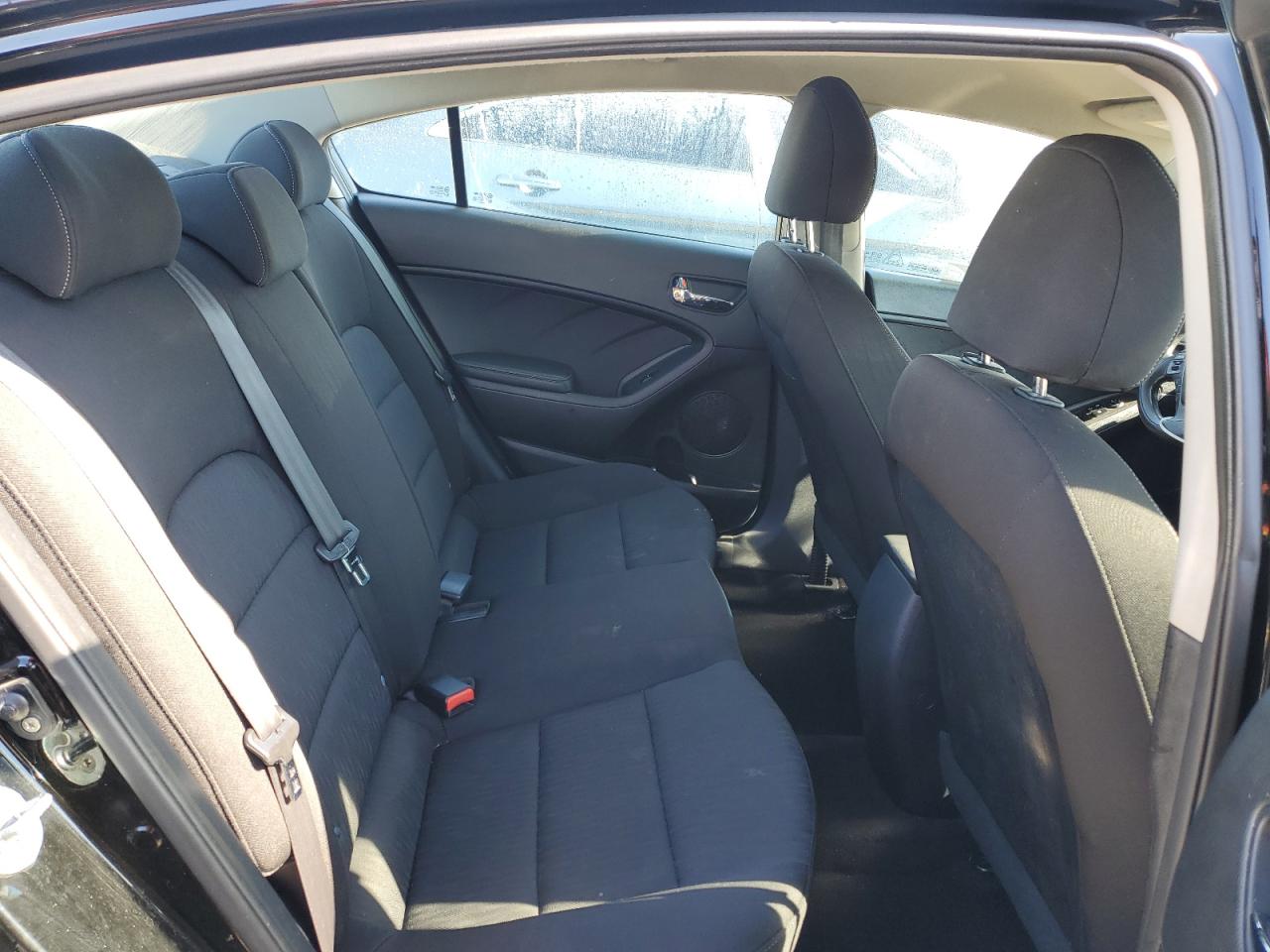 2016 Kia Forte - Image 10