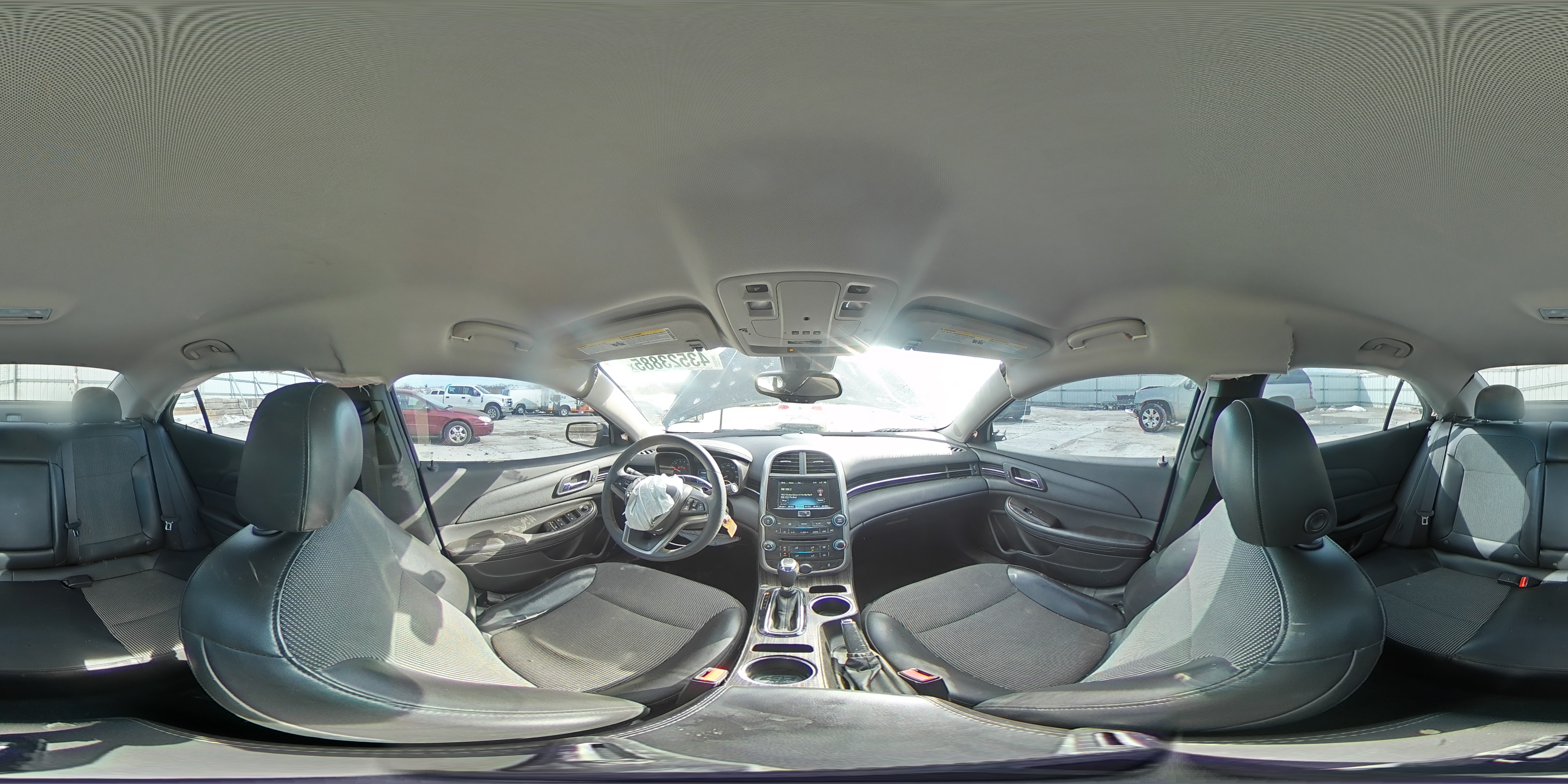 2015 Chevrolet Malibu - Image 13