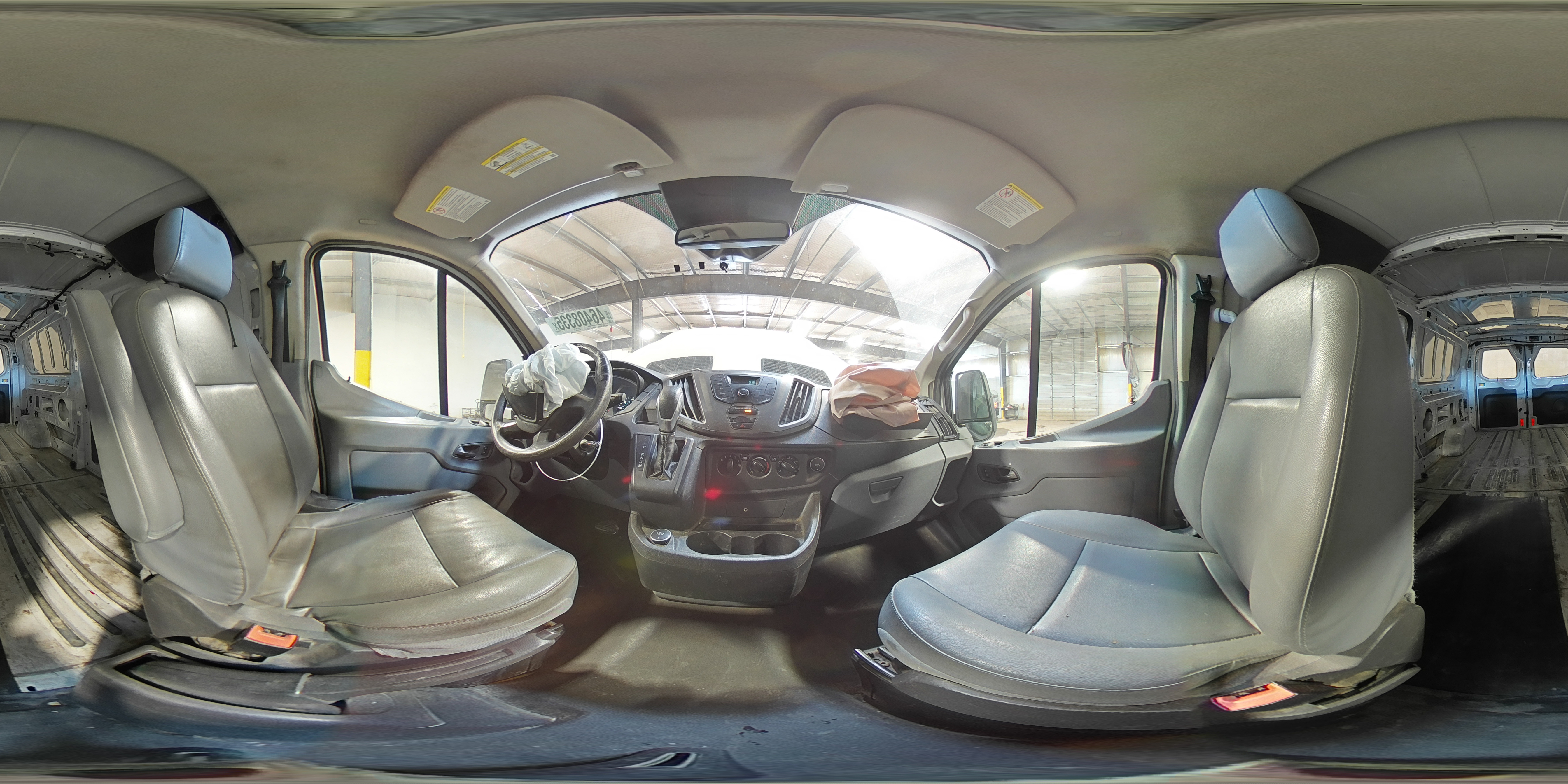 2017 Ford Transit - Image 15