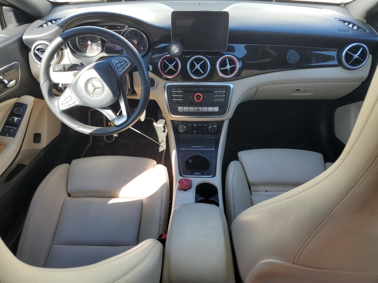 2018 Mercedes-Benz CLA-klasse - Image 8