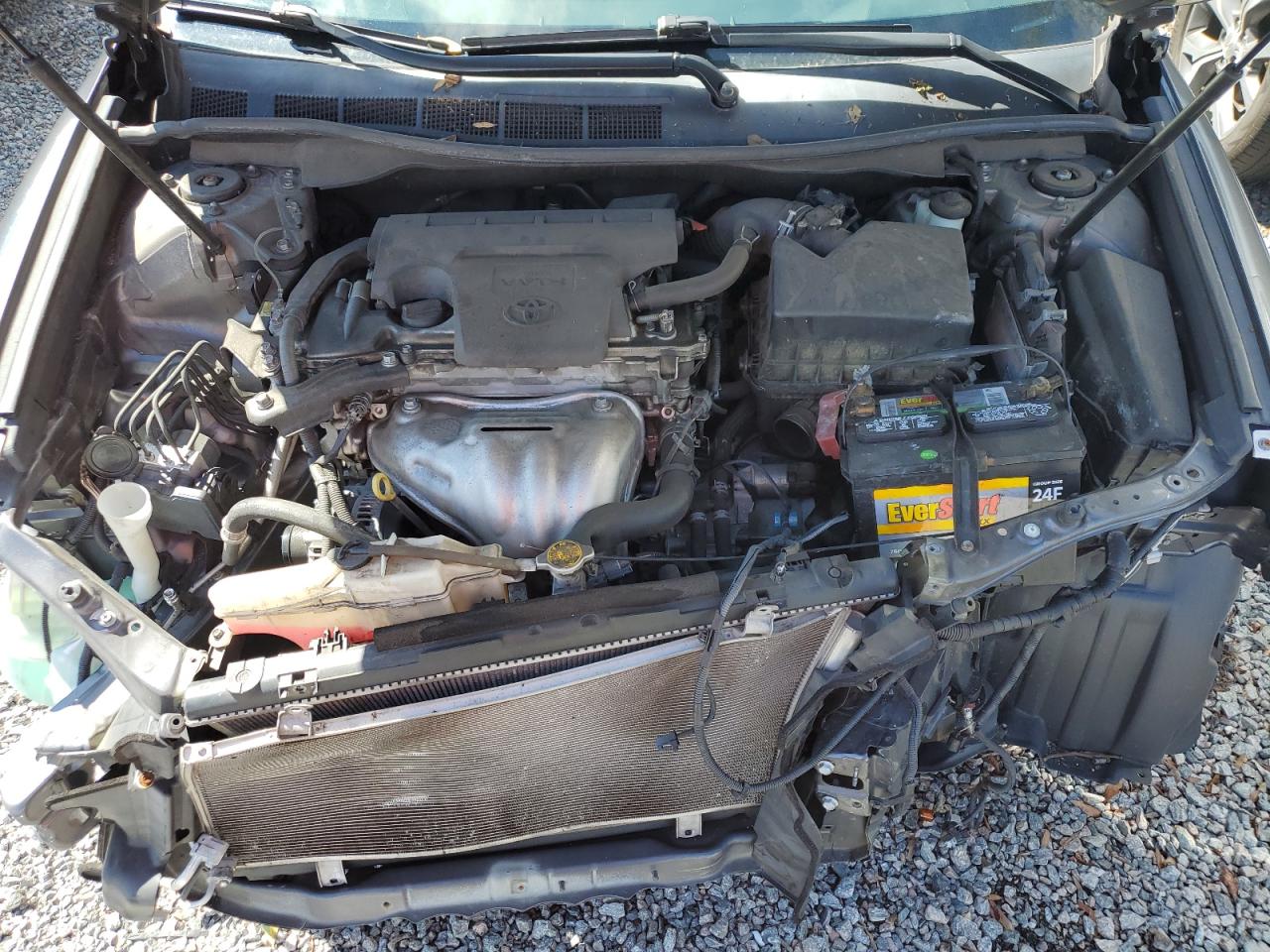 2012 Toyota Camry - Image 11