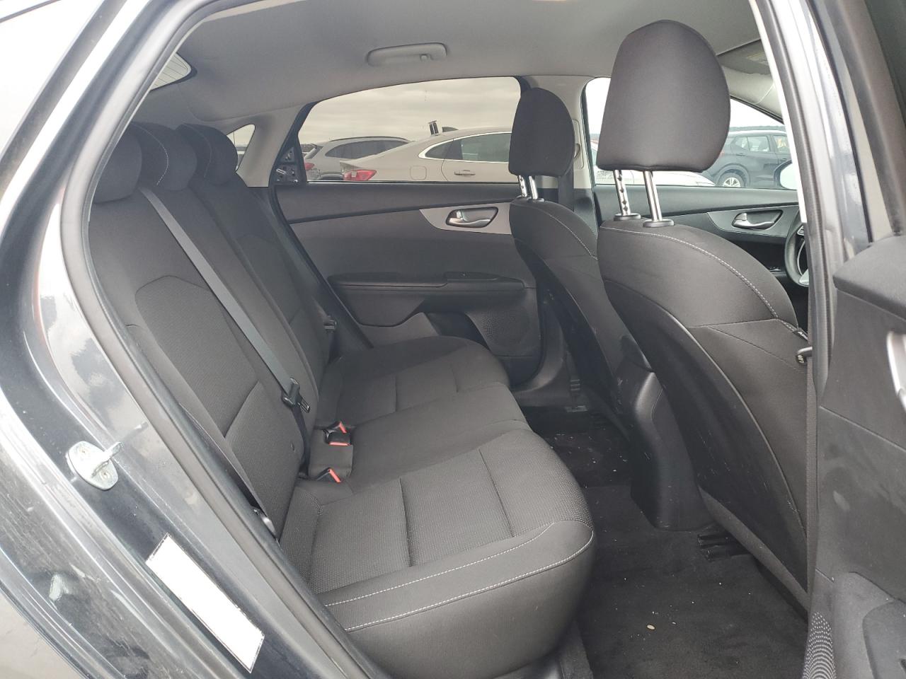 2021 Kia Forte - Image 10