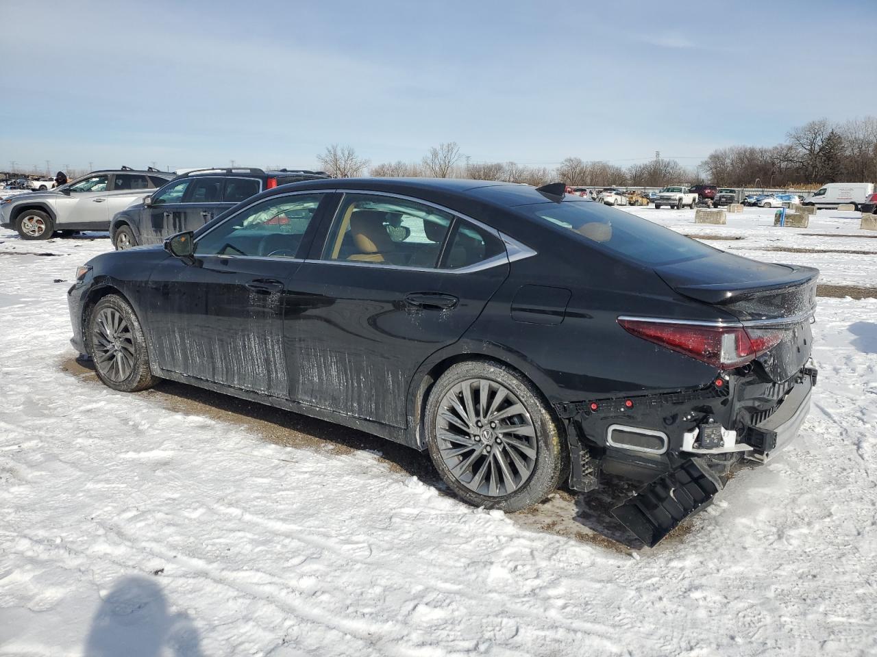 2024 Lexus ES - Image 2