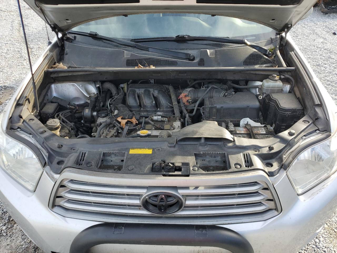 2009 Toyota Highlander - Image 12