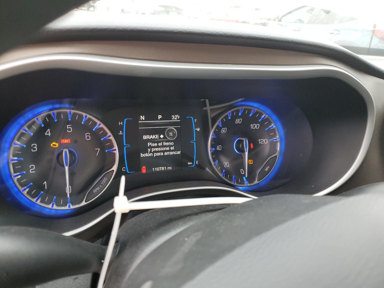 2017 Chrysler Pacifica - Image 9