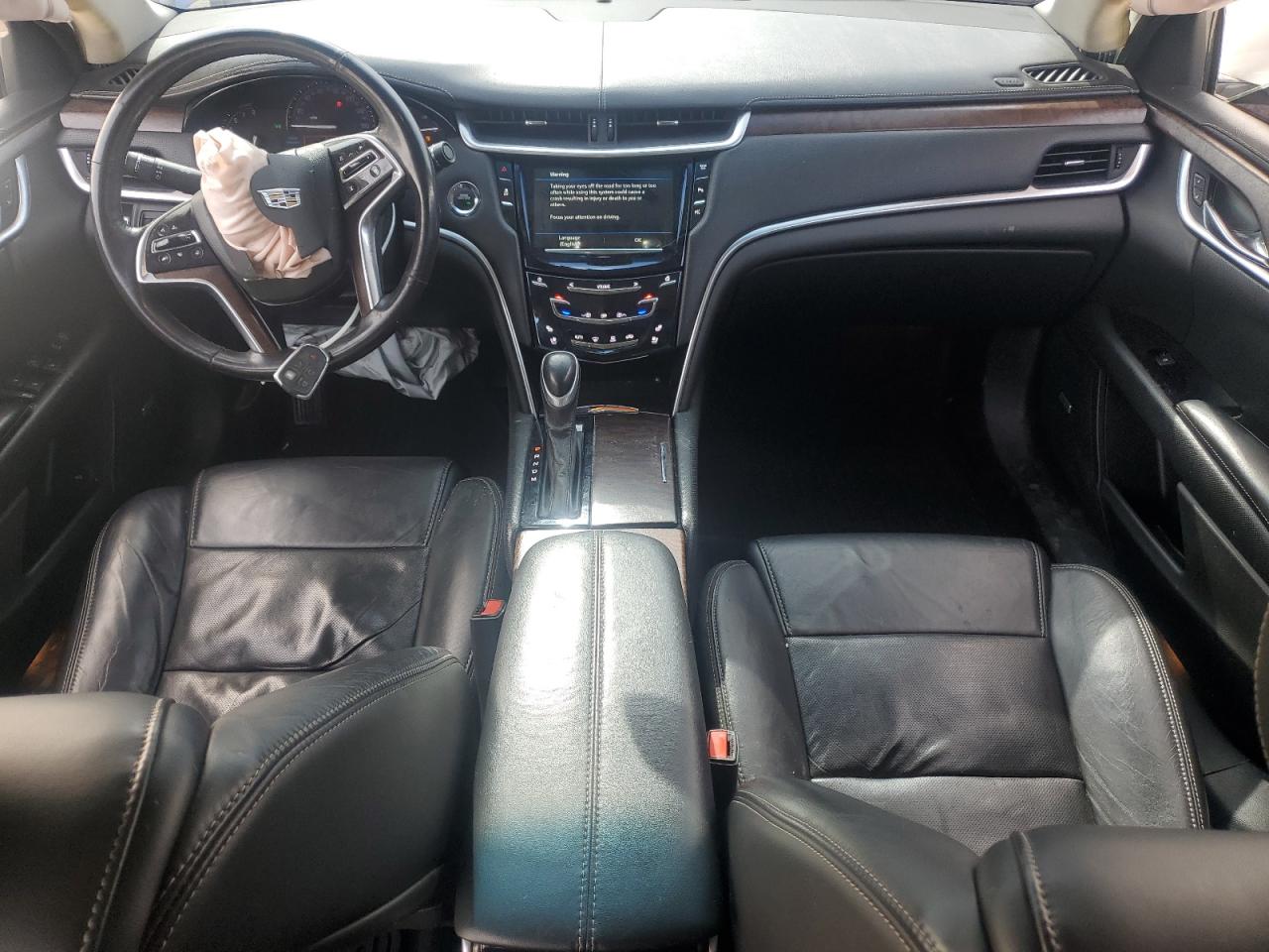 2019 Cadillac XTS - Image 8