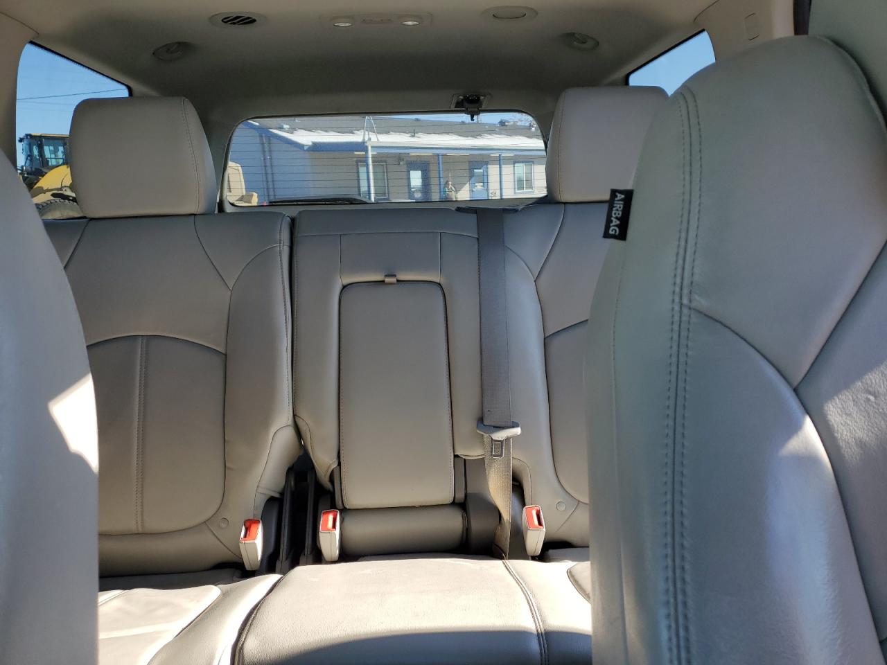2015 GMC Acadia - Image 10