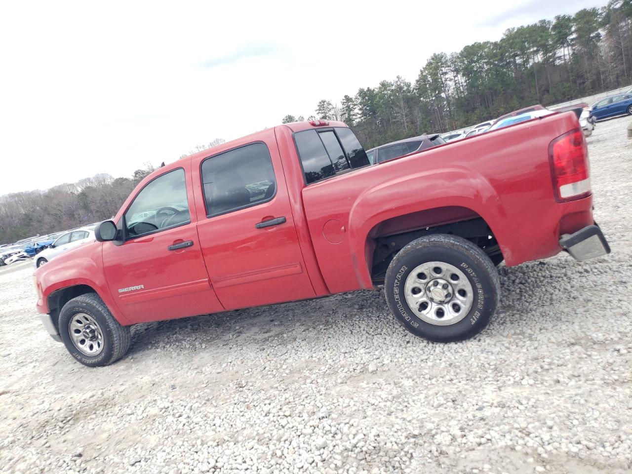 2007 GMC Sierra - Image 2