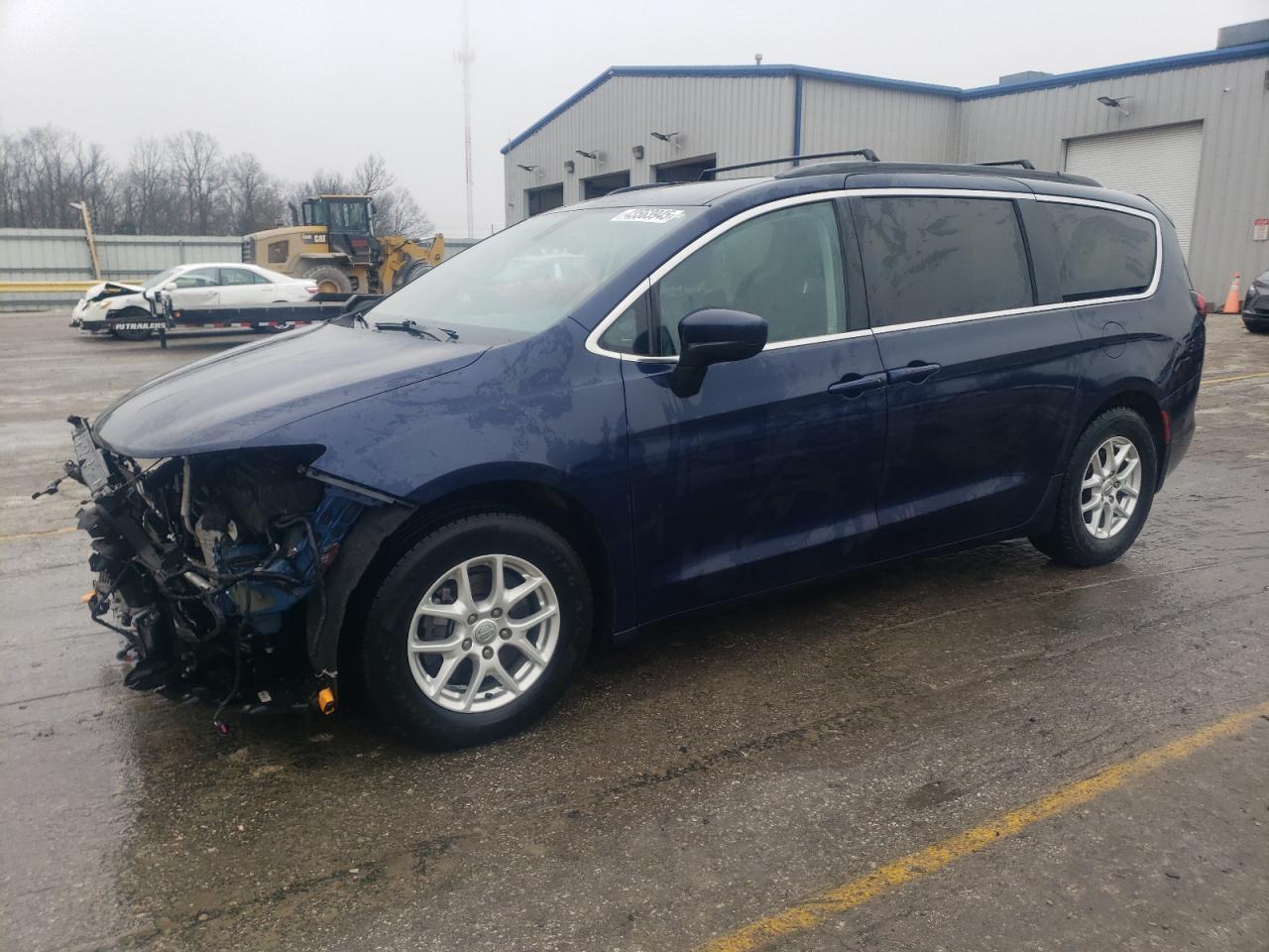 2020 Chrysler Voyager - Image 1