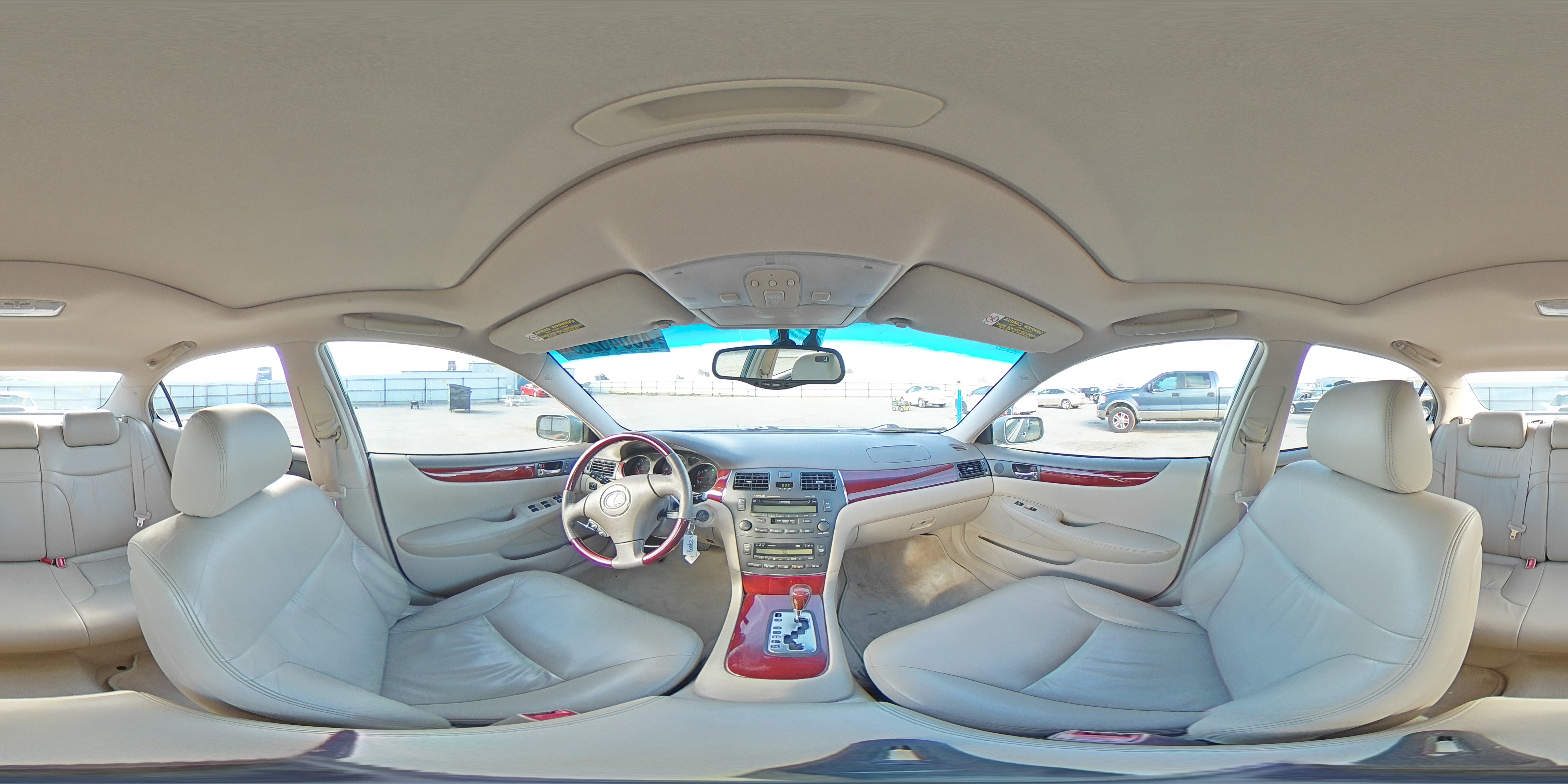 2003 Lexus ES - Image 12