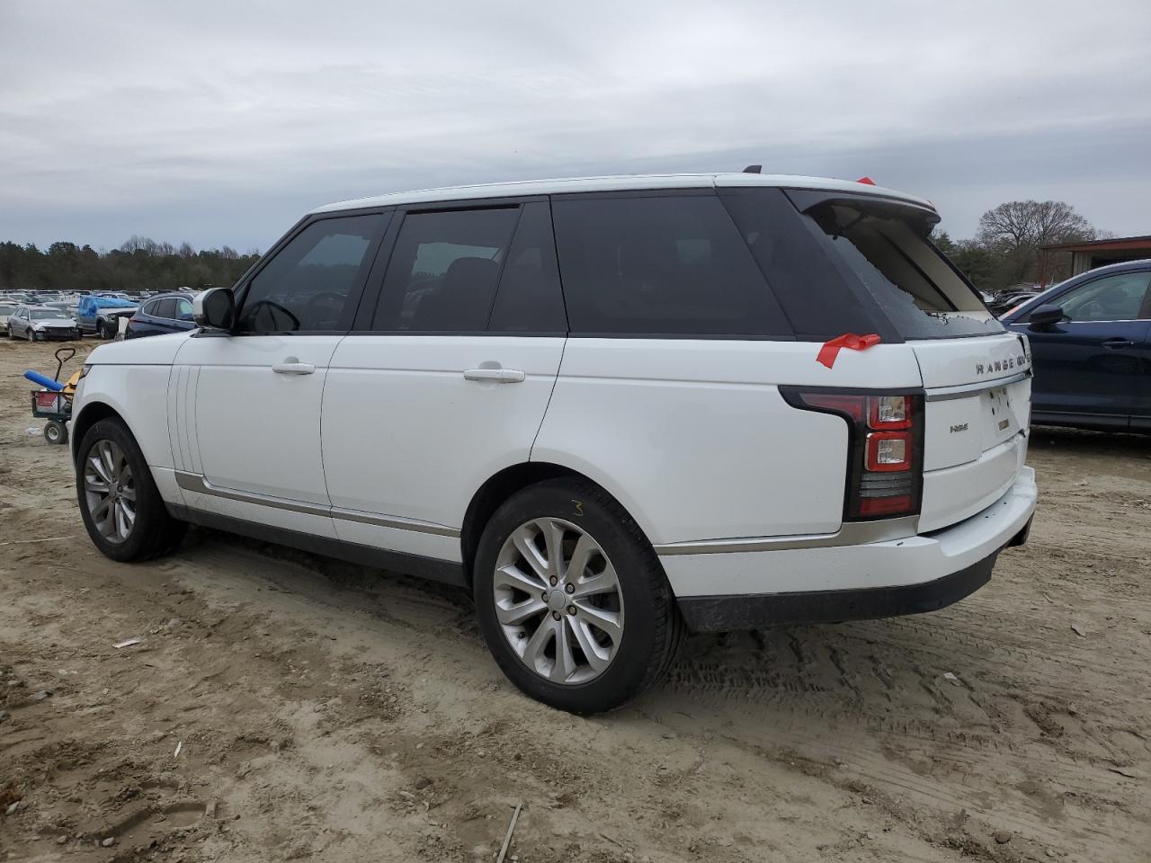 2016 Land Rover Range Rover - Image 2