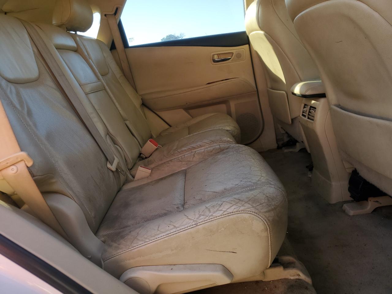 2012 Lexus RX - Image 11