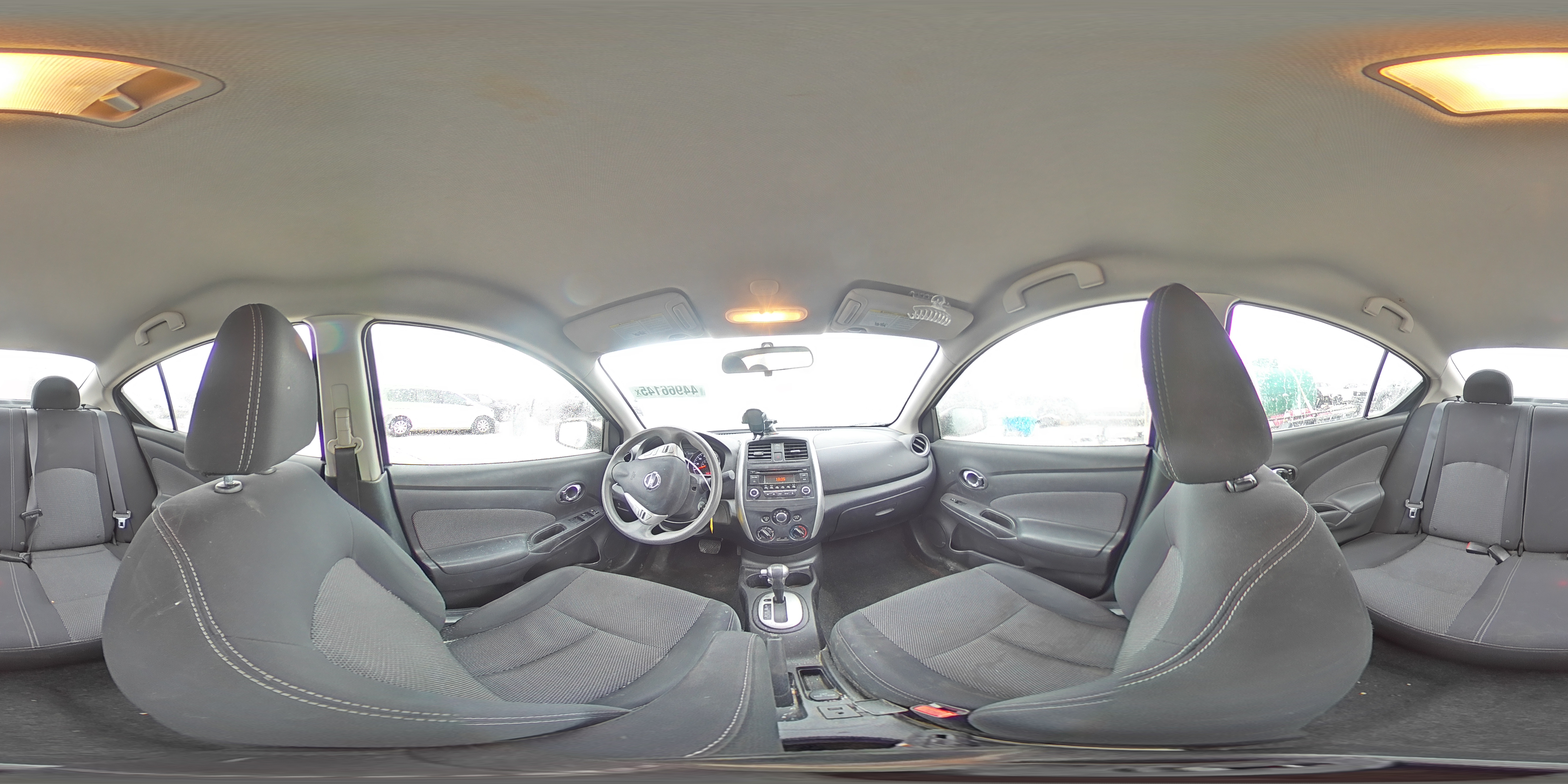 2016 Nissan Versa - Image 15