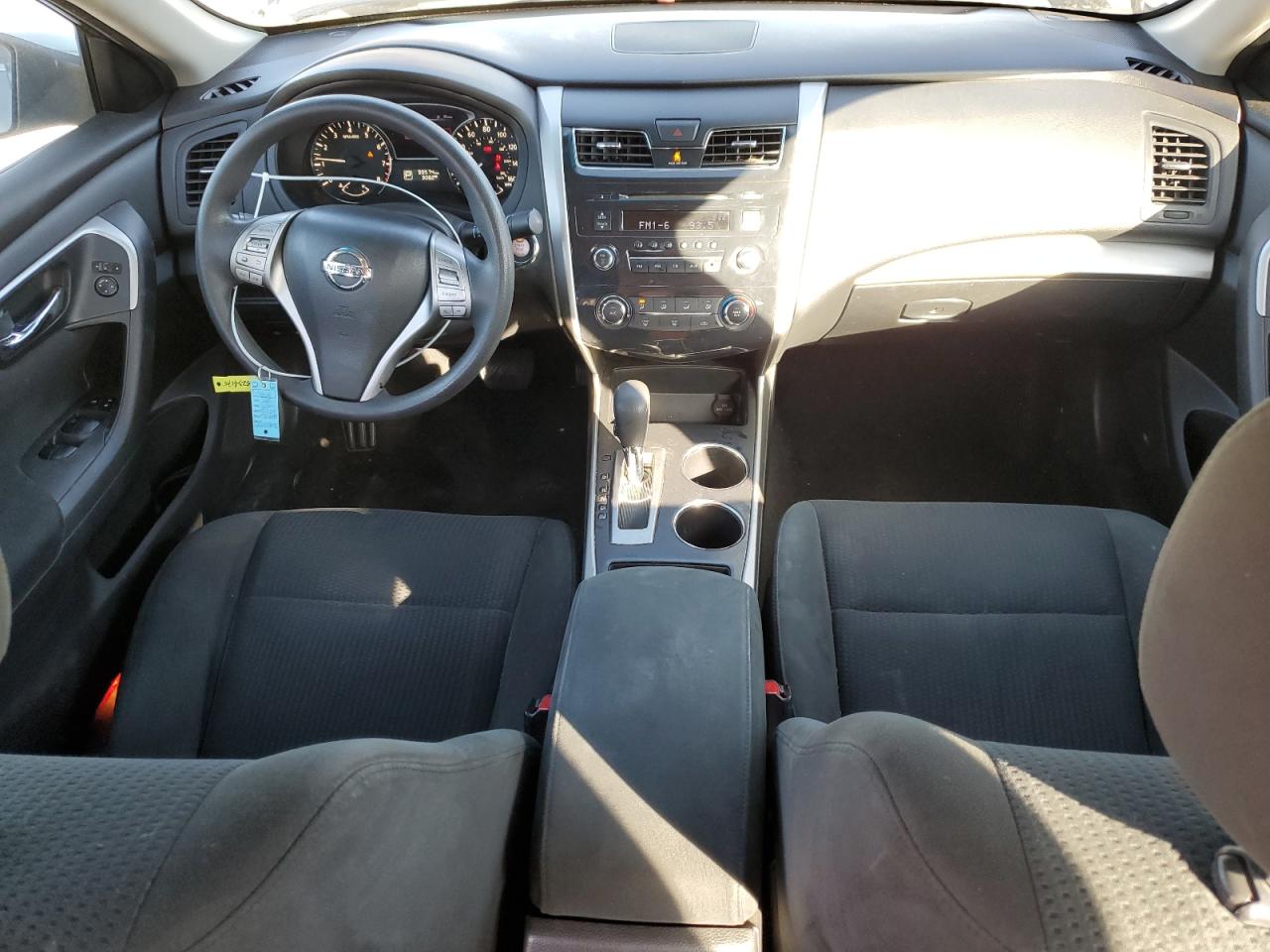 2015 Nissan Altima - Image 8
