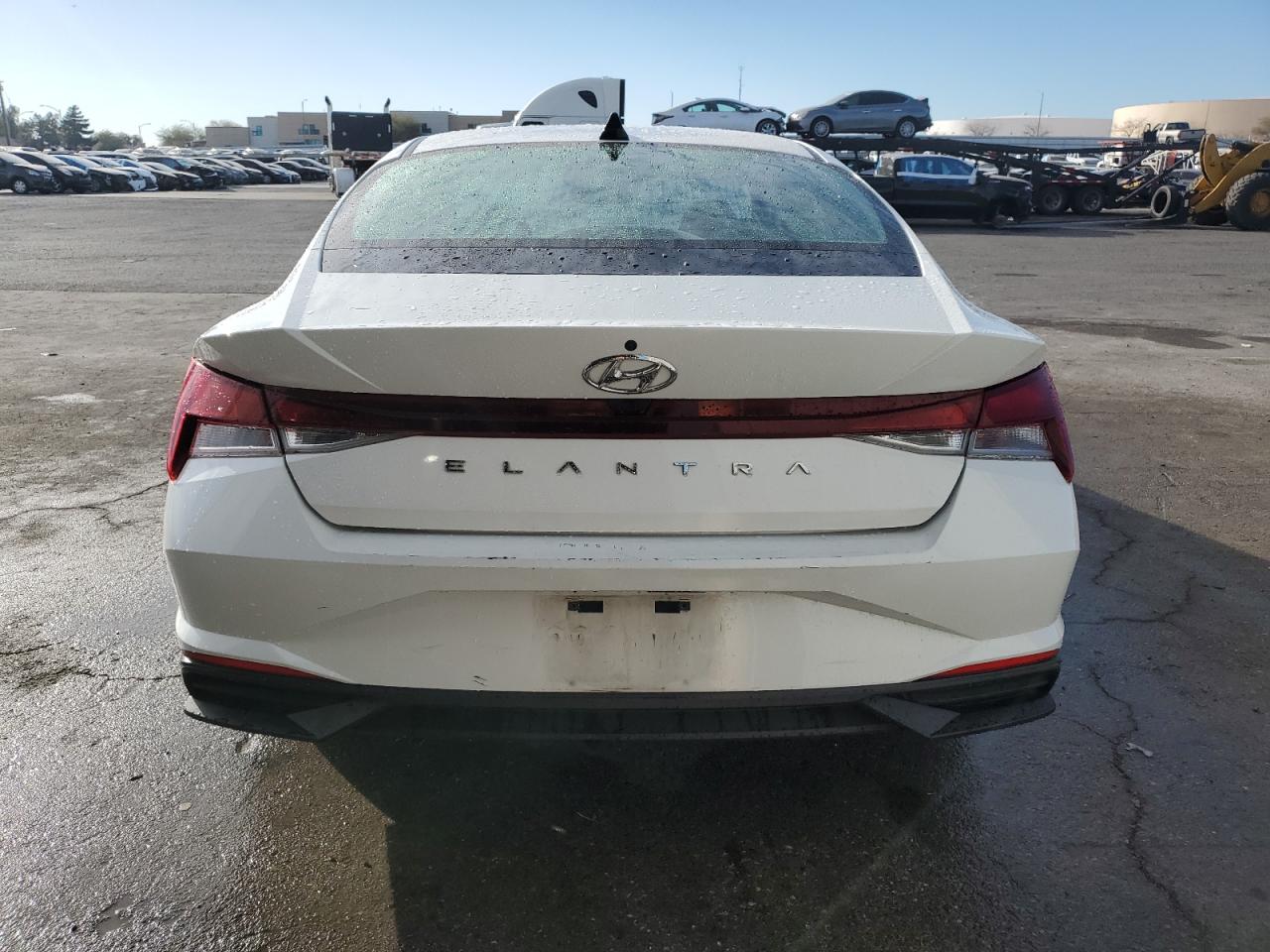 2021 Hyundai Elantra - Image 6
