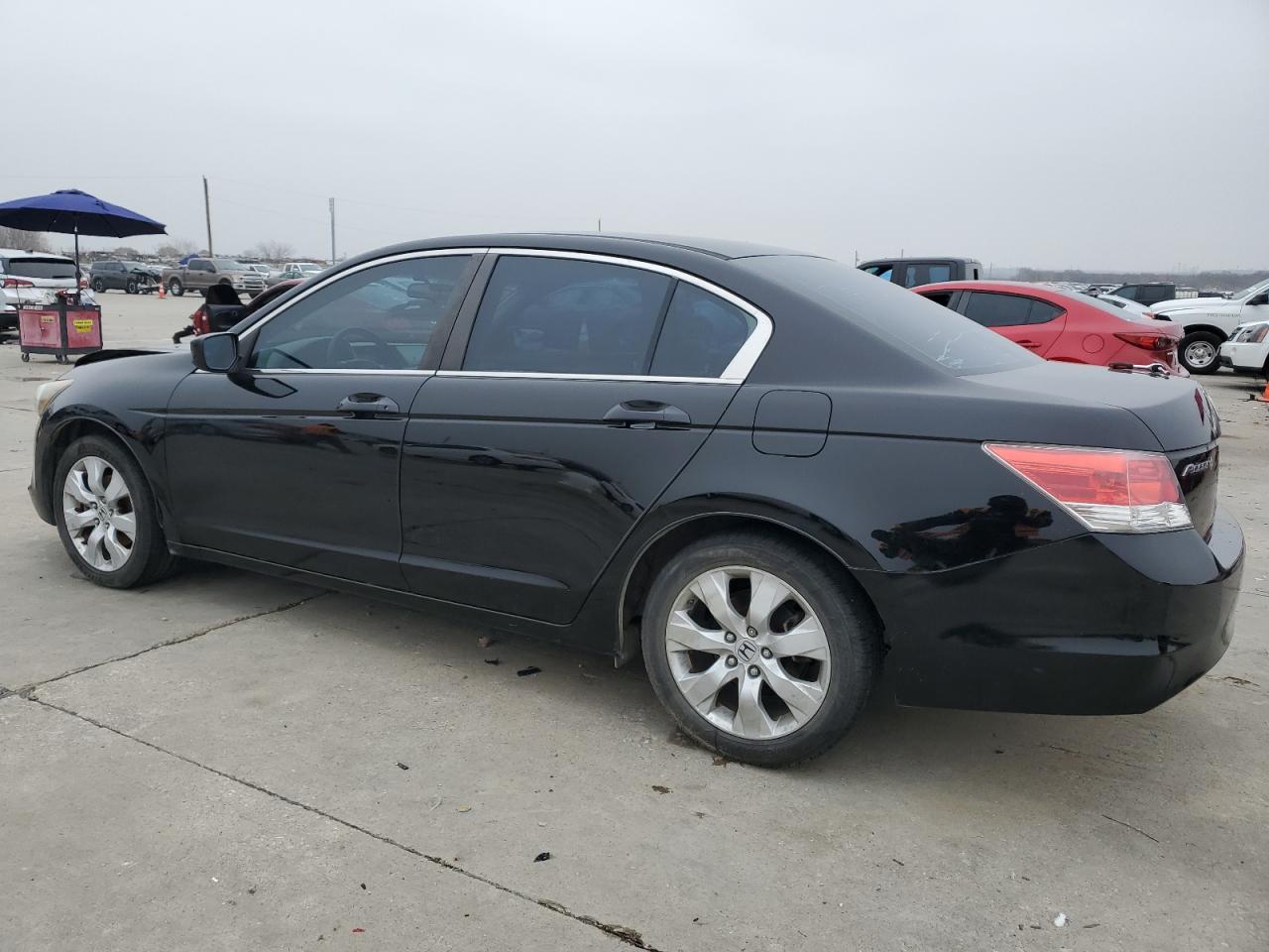2009 Honda Accord - Image 2