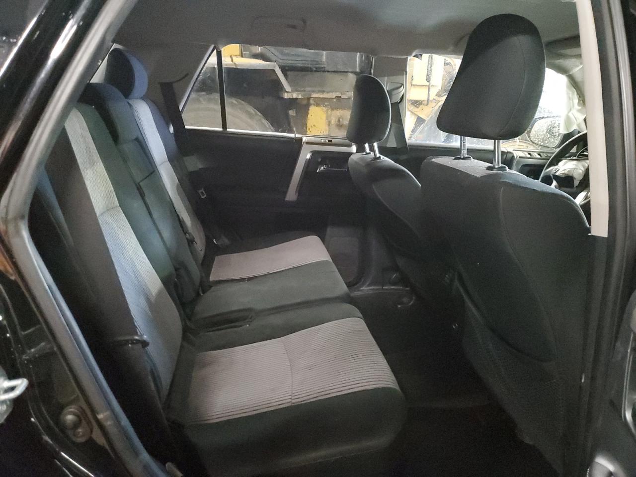 2017 Toyota 4Runner - Image 10