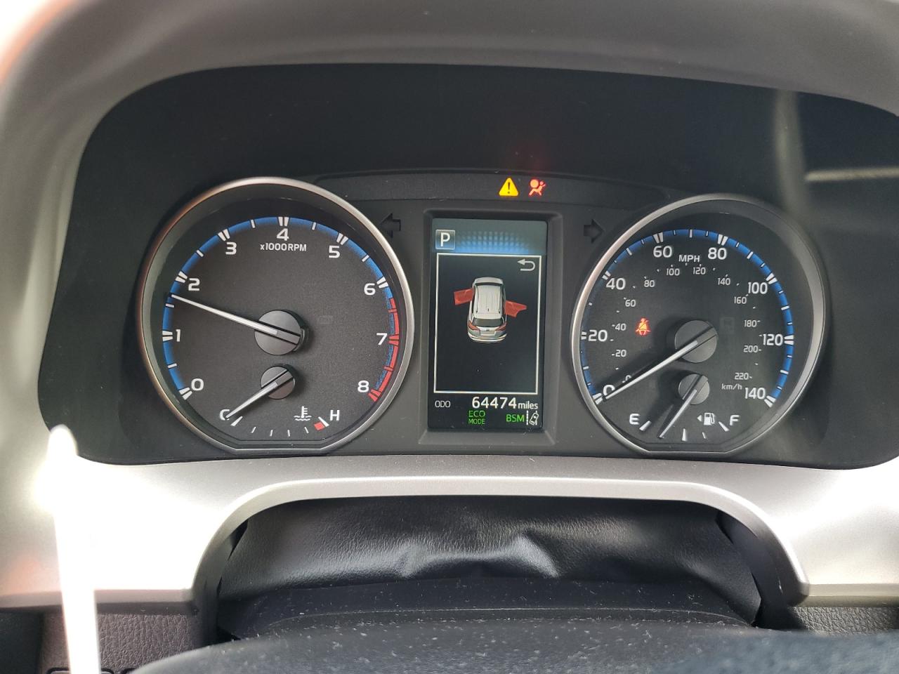 2018 Toyota RAV 4 - Image 9