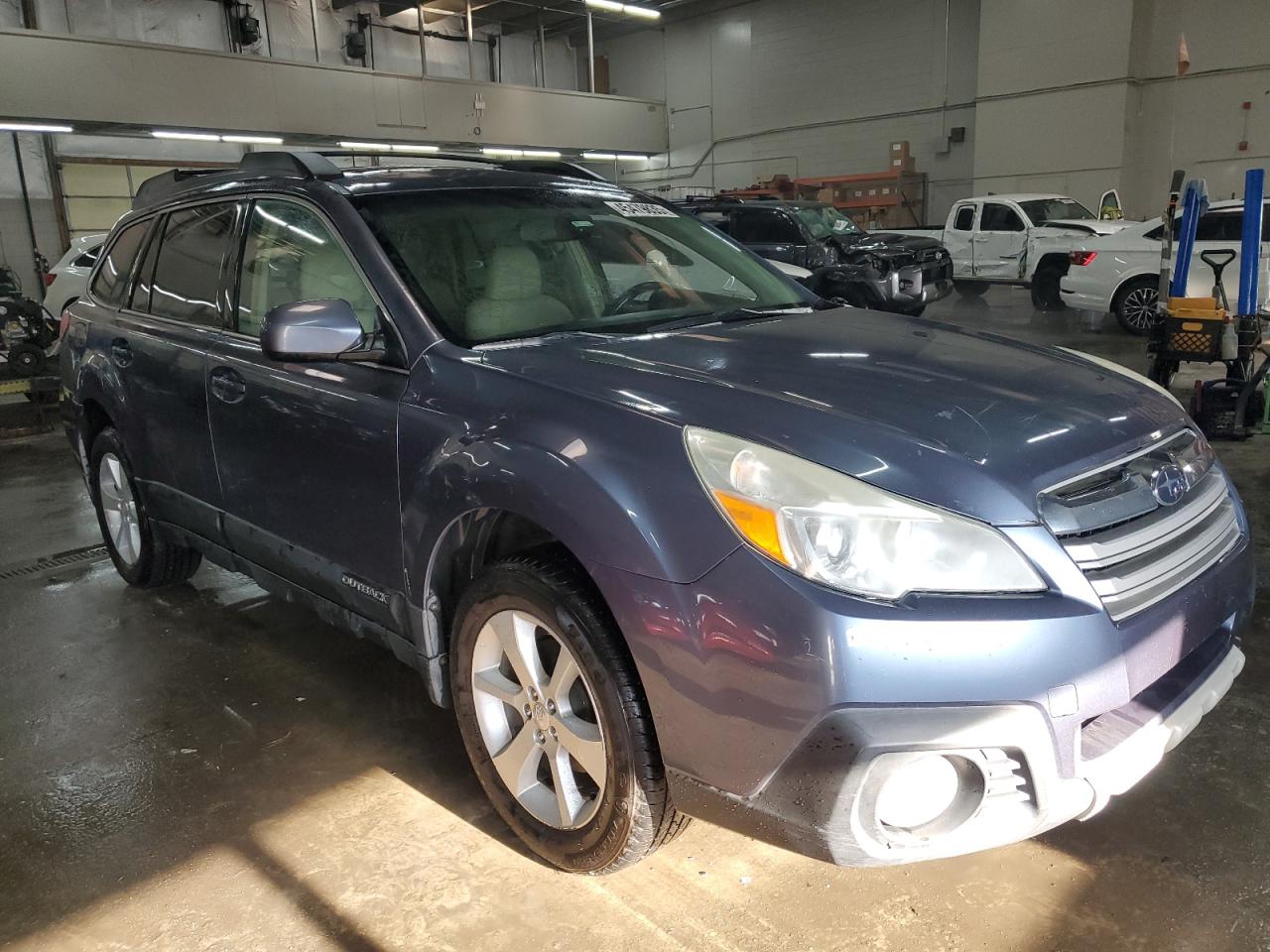 2014 Subaru Outback - Image 4