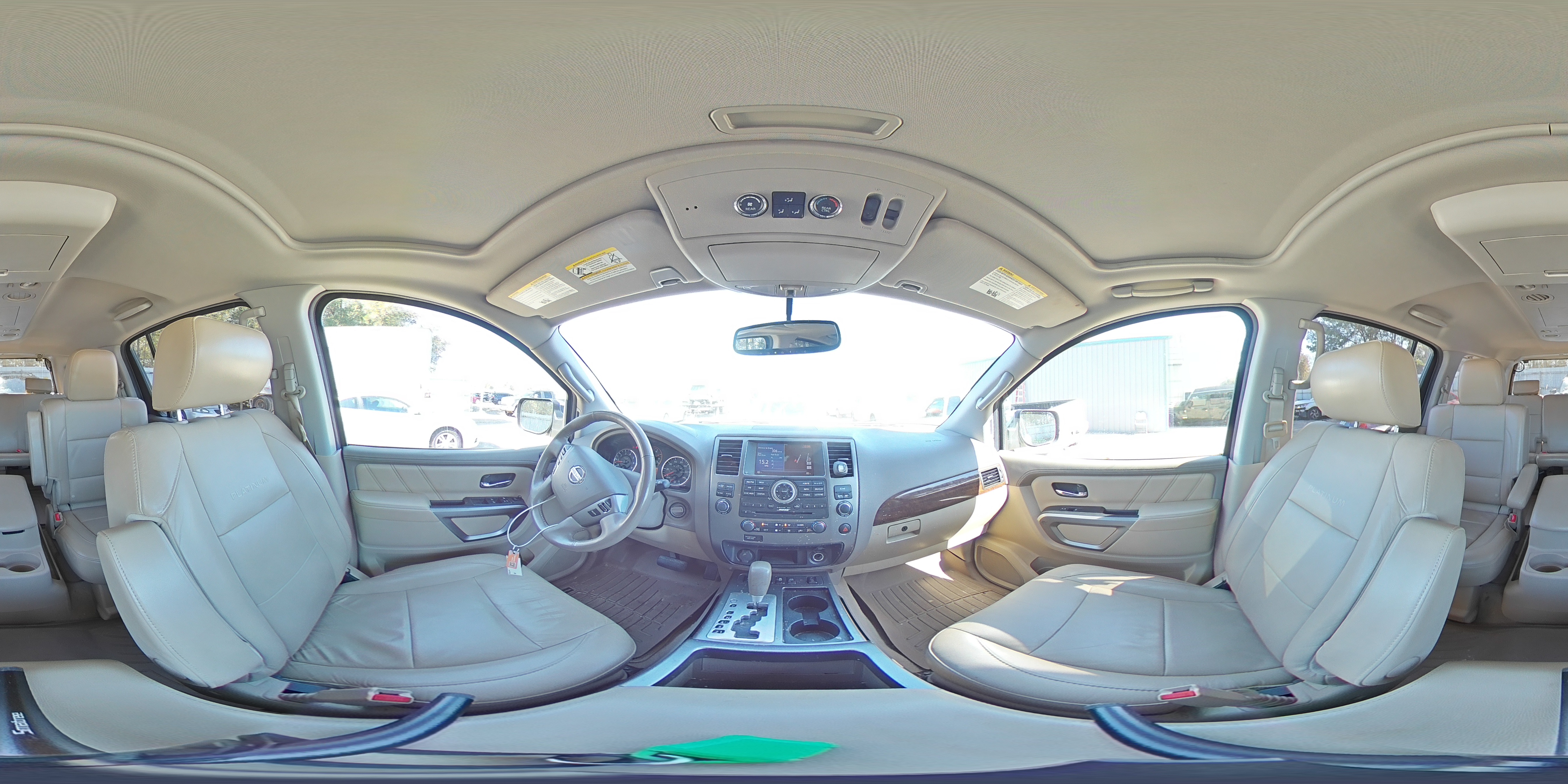 2015 Nissan Armada - Image 15