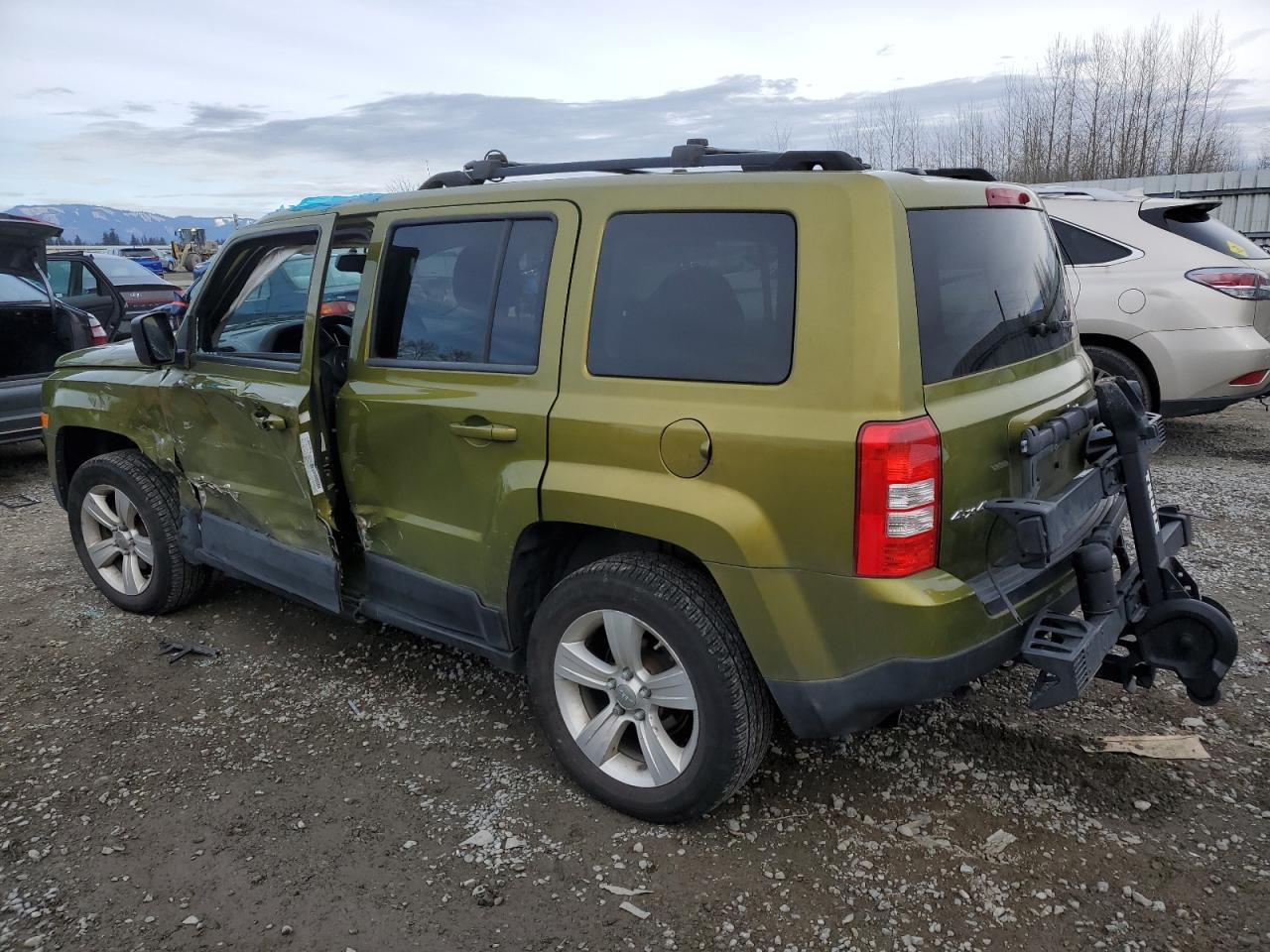 2012 Jeep Liberty (Patriot) - Image 2