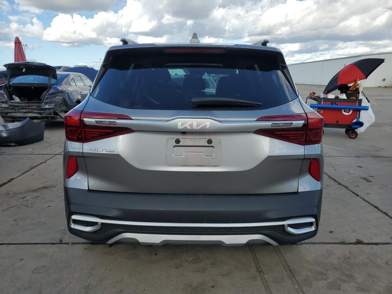 2023 Kia Seltos - Image 6