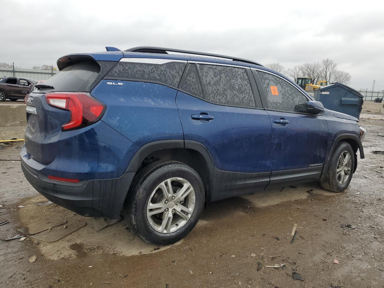 2022 GMC Terrain - Image 3