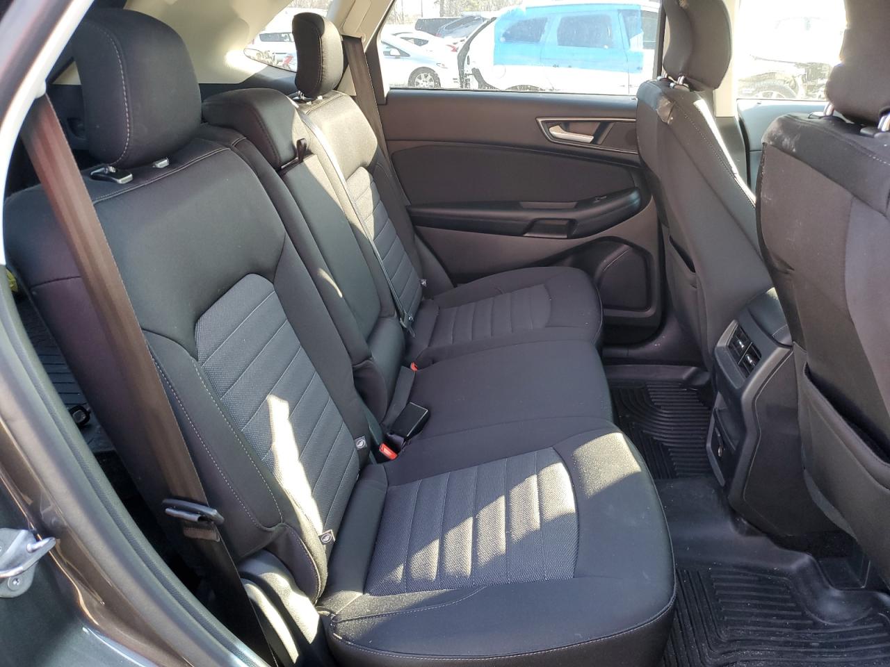 2017 Ford Edge - Image 11