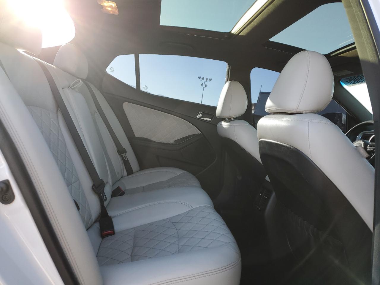 2015 Kia Optima - Image 10