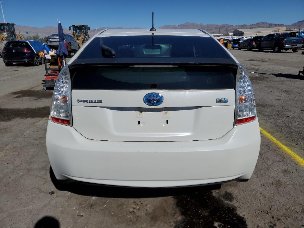 2010 Toyota Prius - Image 6
