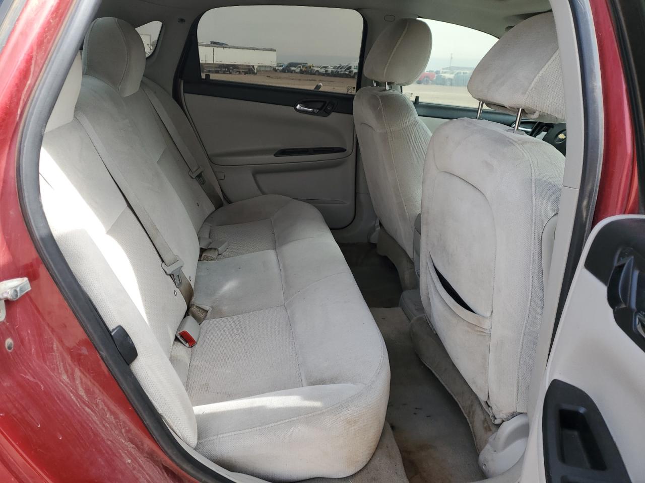 2014 Chevrolet Impala - Image 10