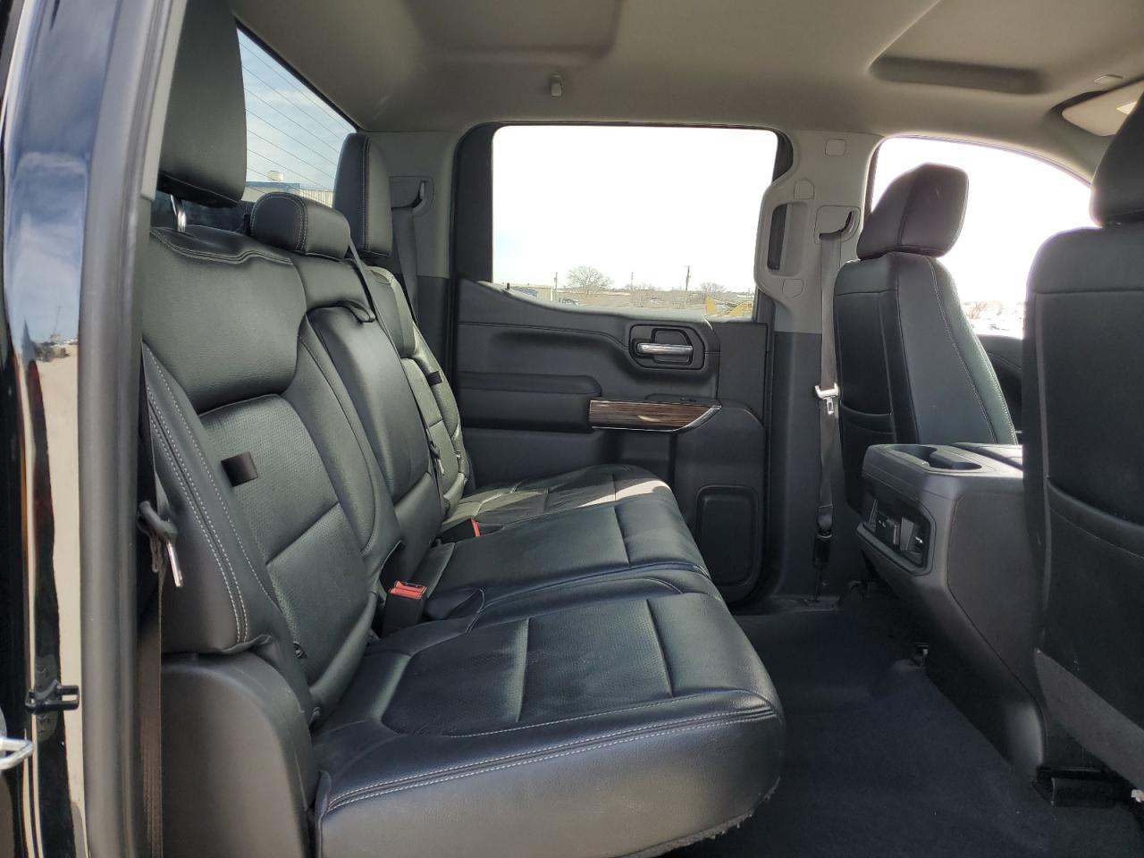 2021 Chevrolet Silverado - Image 10