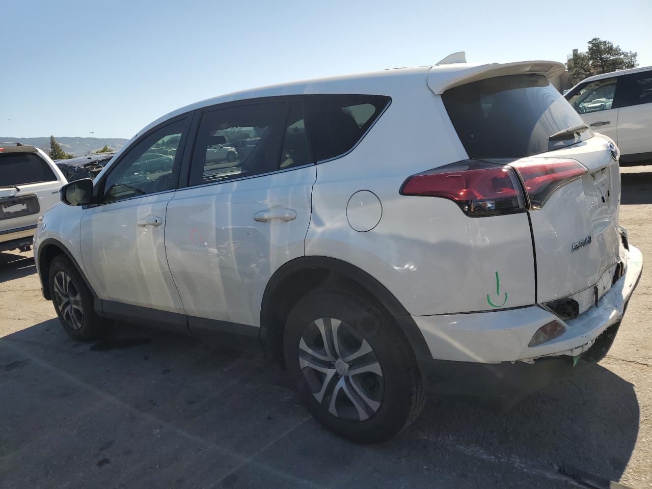 2018 Toyota RAV 4 - Image 2