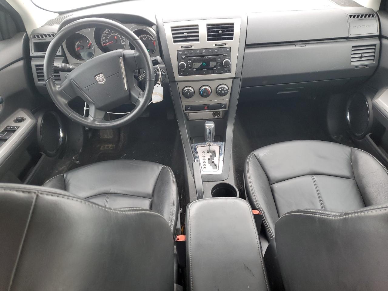 2010 Dodge Avenger - Image 8