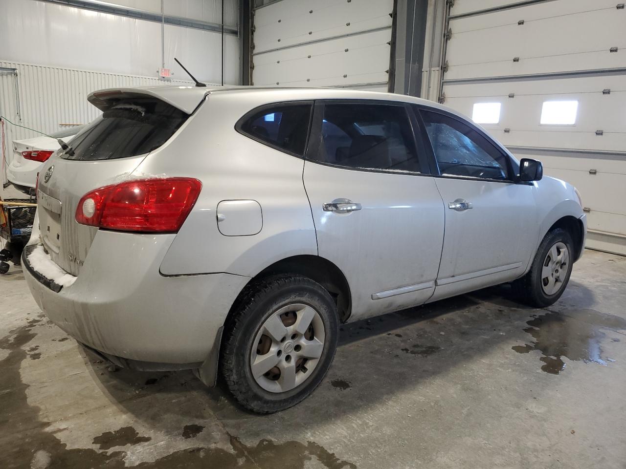 2011 Nissan Rogue - Image 3