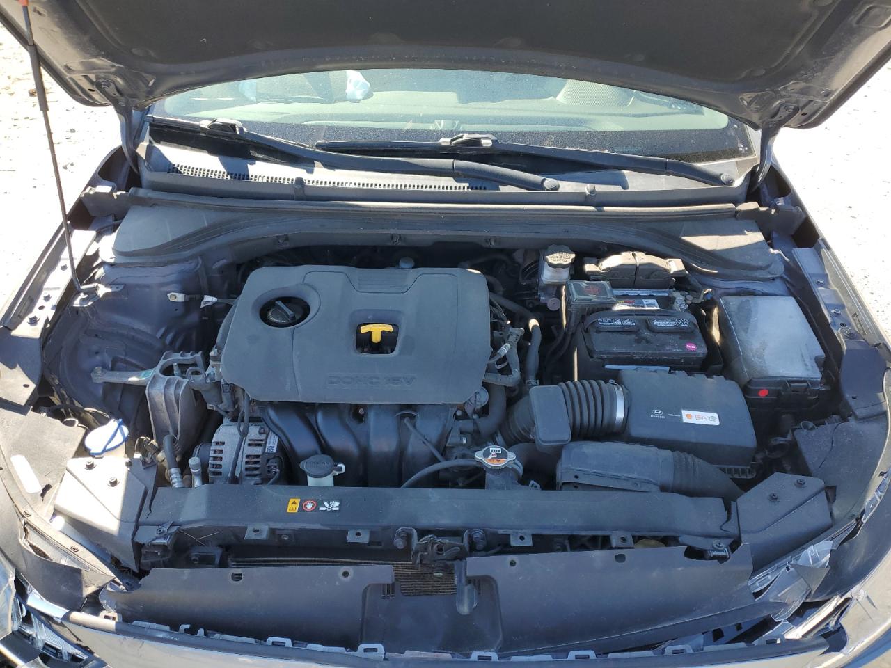 2019 Hyundai Elantra - Image 13