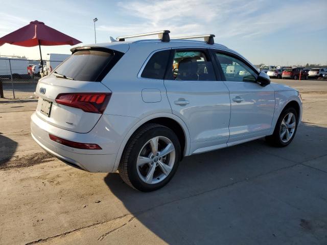  AUDI Q5 2020 Белы