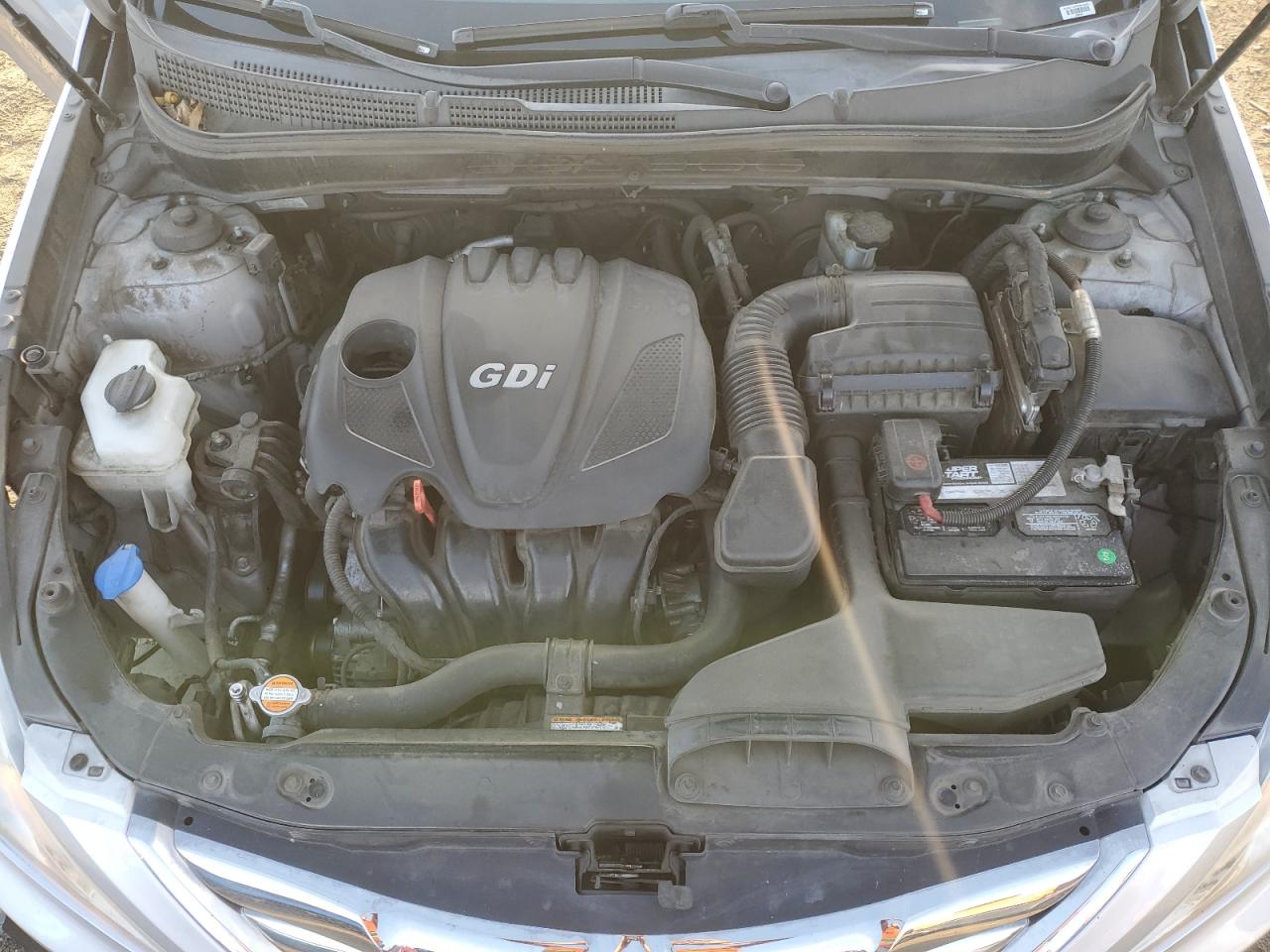 2012 Hyundai Sonata - Image 11