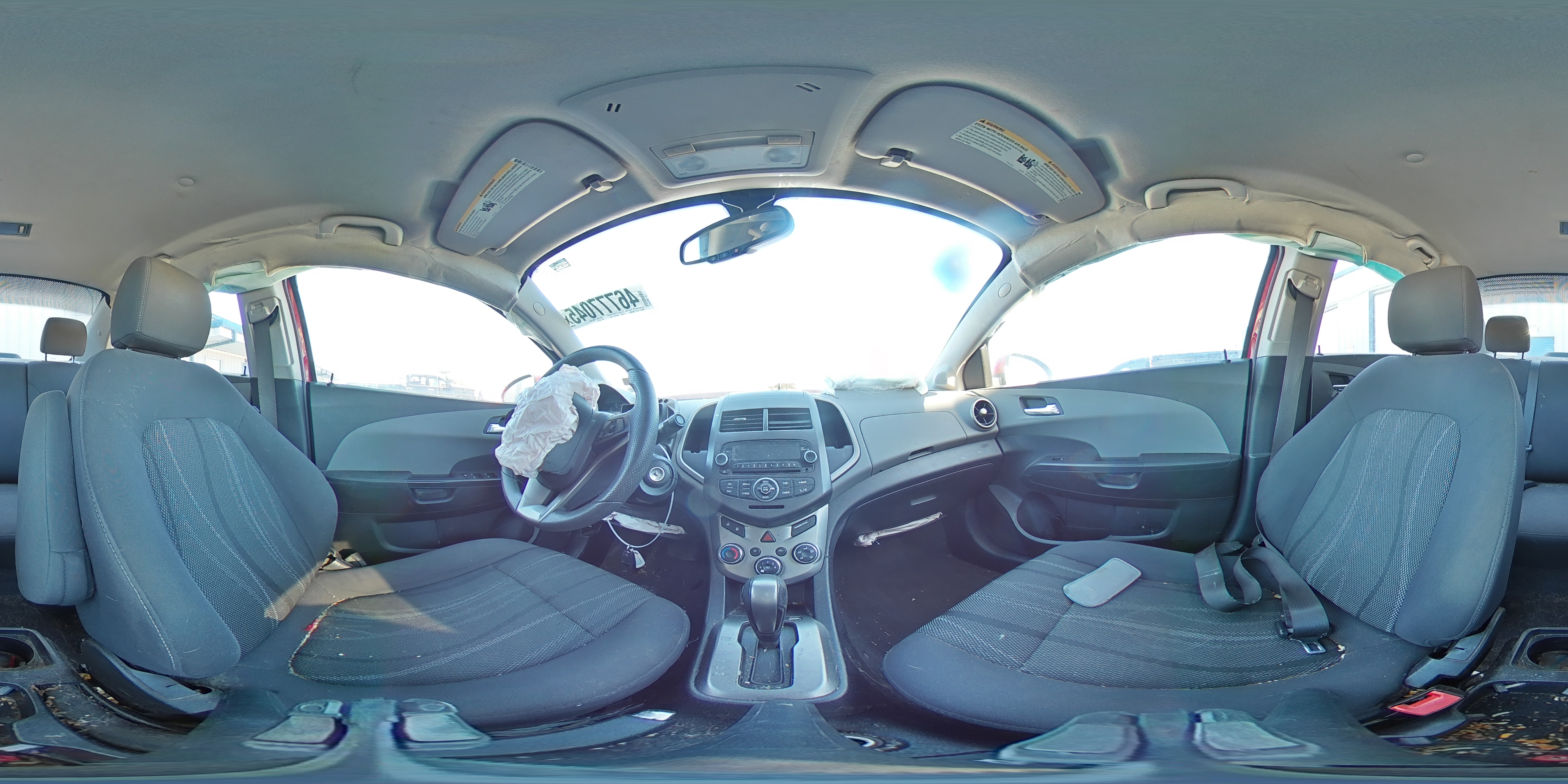 2015 Chevrolet Sonic - Image 12