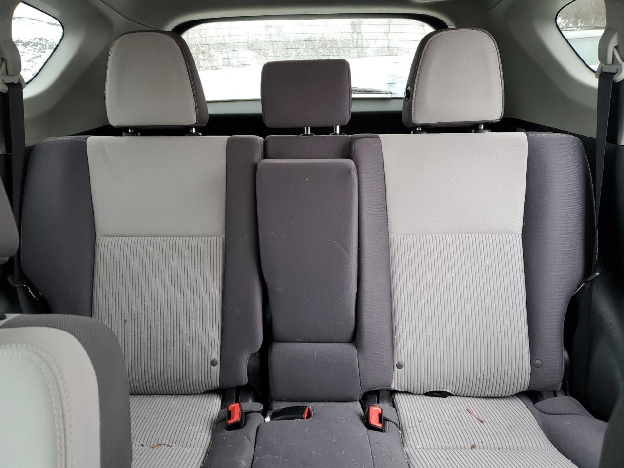 2014 Toyota RAV 4 - Image 10