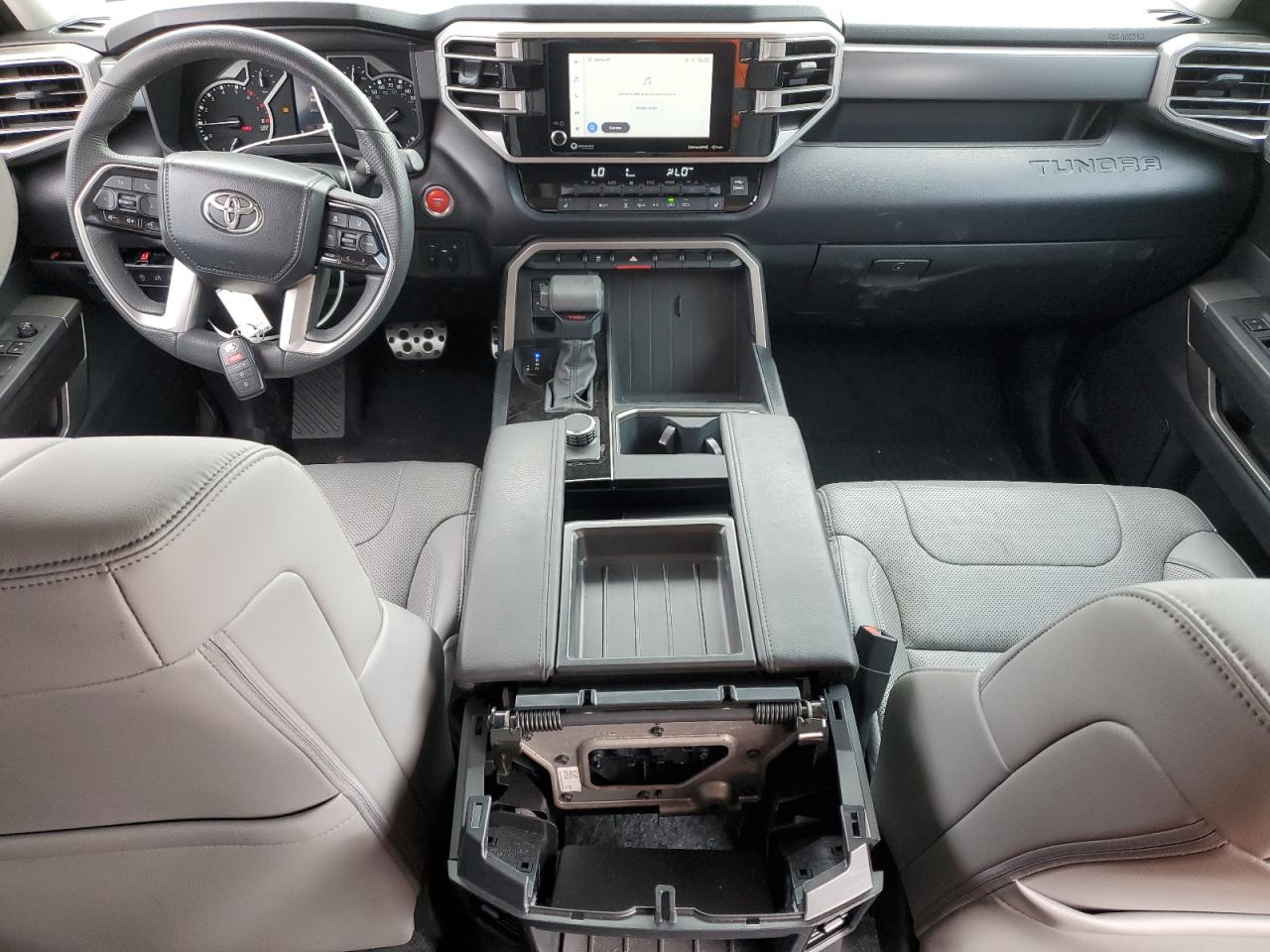 2023 Toyota Tundra - Image 8