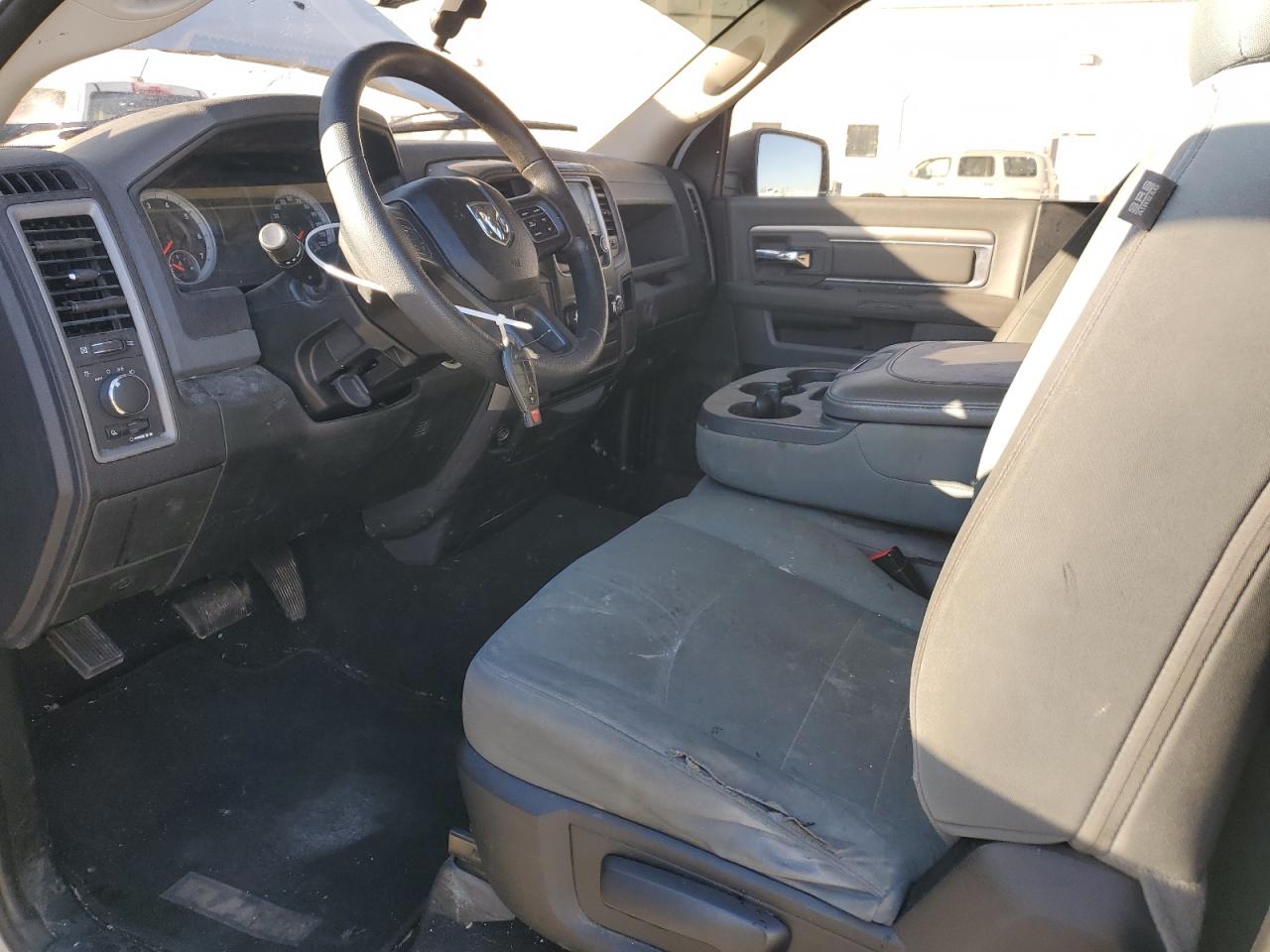 2015 RAM 1500 - Image 7